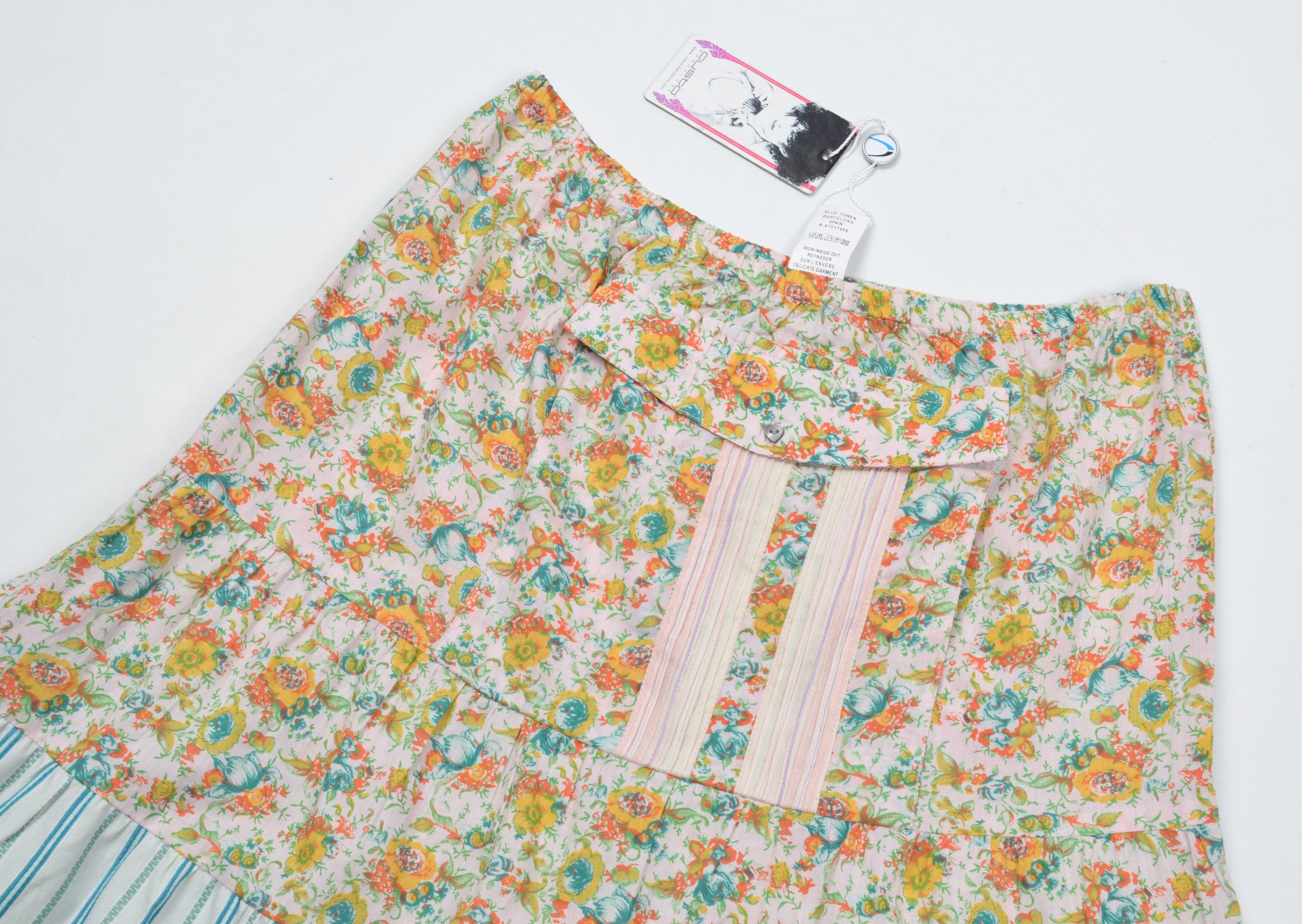 Custo Barcelona Custo Barcelona Vintage Y2K Boho Floral Flared Skirt Size 26" / US 2 / IT 38 - 5 Thumbnail