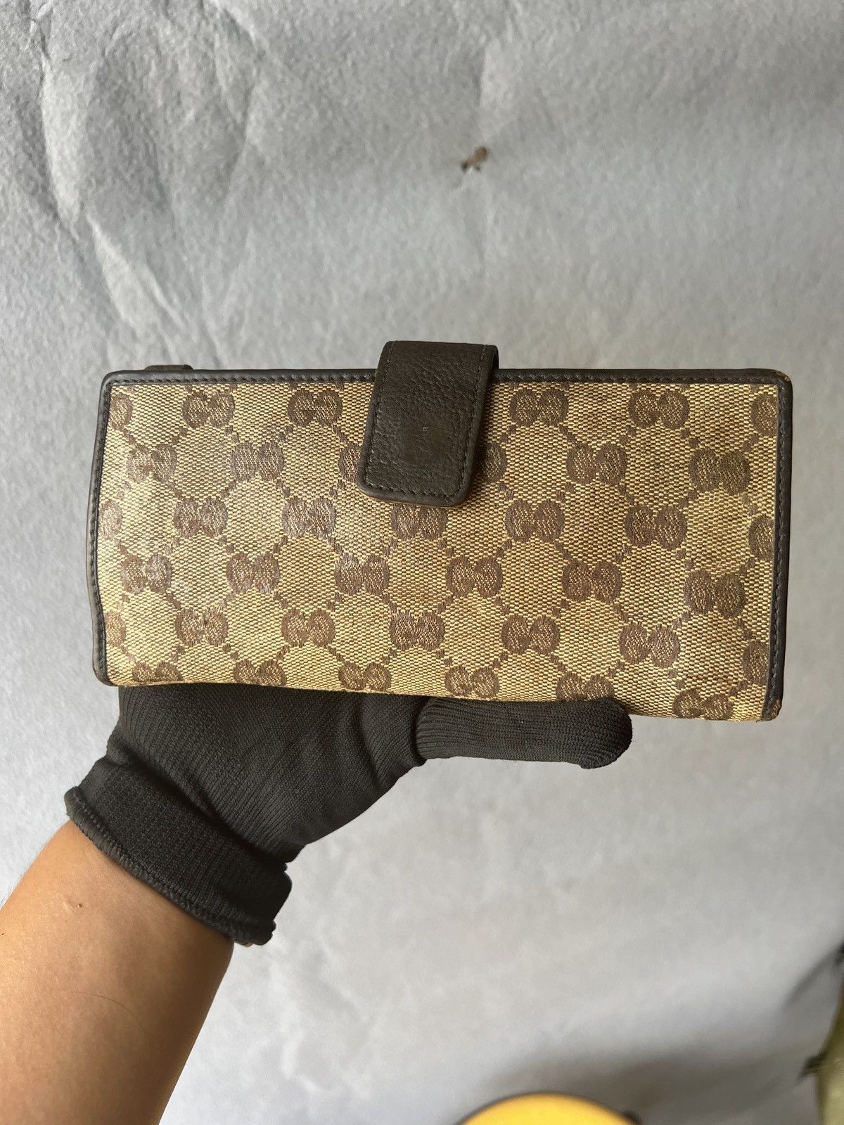 Gucci Authentic Gucci Wallet Heart Crest x Vintage Gucci Size ONE SIZE - 2 Thumbnail