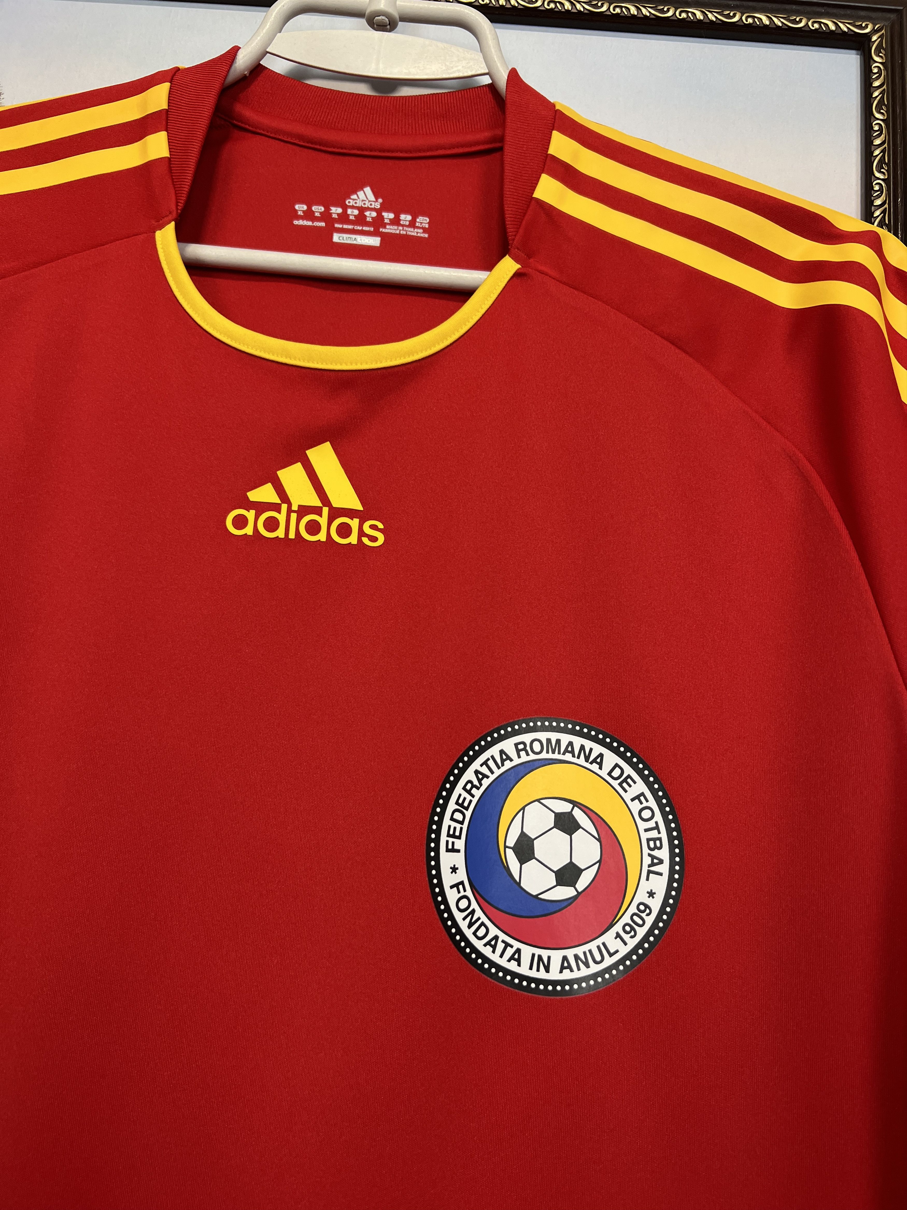 Adidas Romania Away football shirt Soccer Jersey Nationa Trikot Size US XL / EU 56 / 4 - 3 Thumbnail