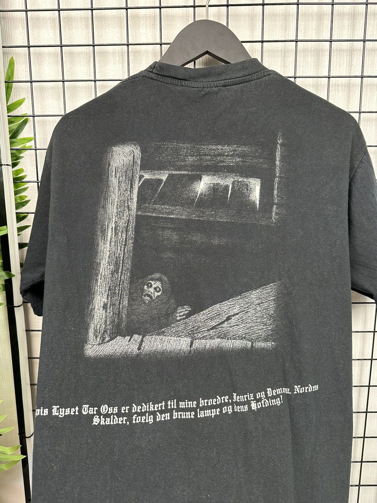 Band Tees × Vintage Vintage rare 90s Burzum Hvis lyset tar oss T-shirt Men L Size US L / EU 52-54 / 3 - 17 Thumbnail