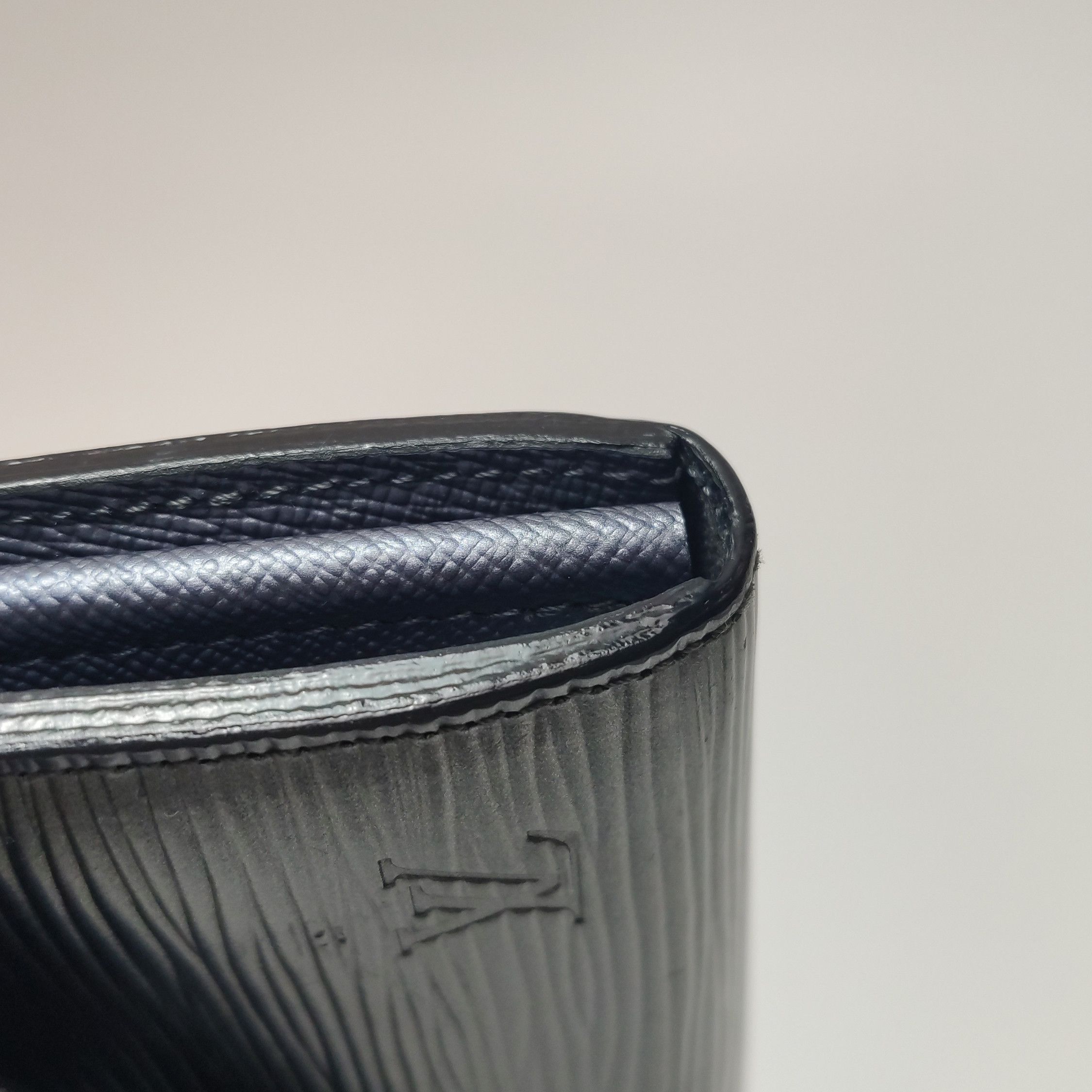 Louis Vuitton Louis Vuitton (LV) Sarah leather ripple snap wallet -y2506 Size ONE SIZE - 7 Thumbnail