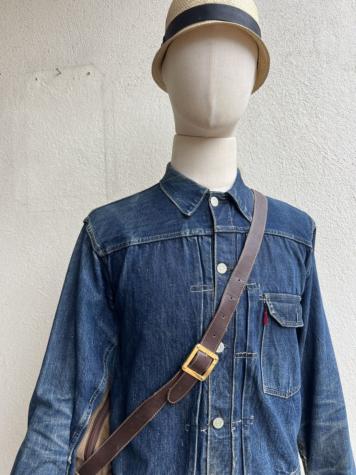 Leather Vintage 80s LOEWE Patina Distress Scratch Suede Leather Bag Size ONE SIZE - 4 Thumbnail
