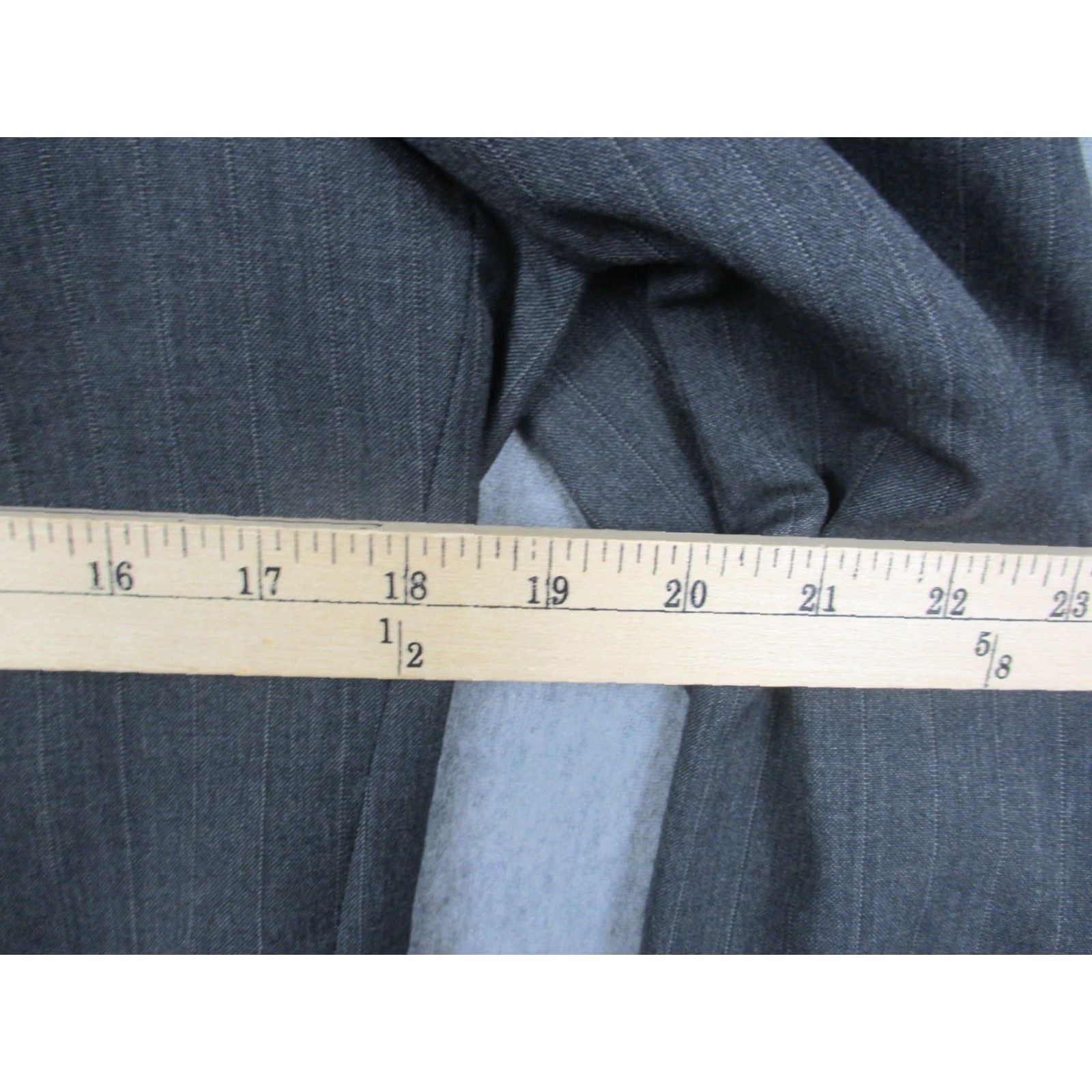 Ralph Lauren Ralph Lauren Polo University Club Blazer Mens 44 Gray Wool Pinstripe Sport Coat 2 Piece-Two Button Notch Lapel Classic Made in USA Size US L / EU 52-54 / 3 - 4 Thumbnail