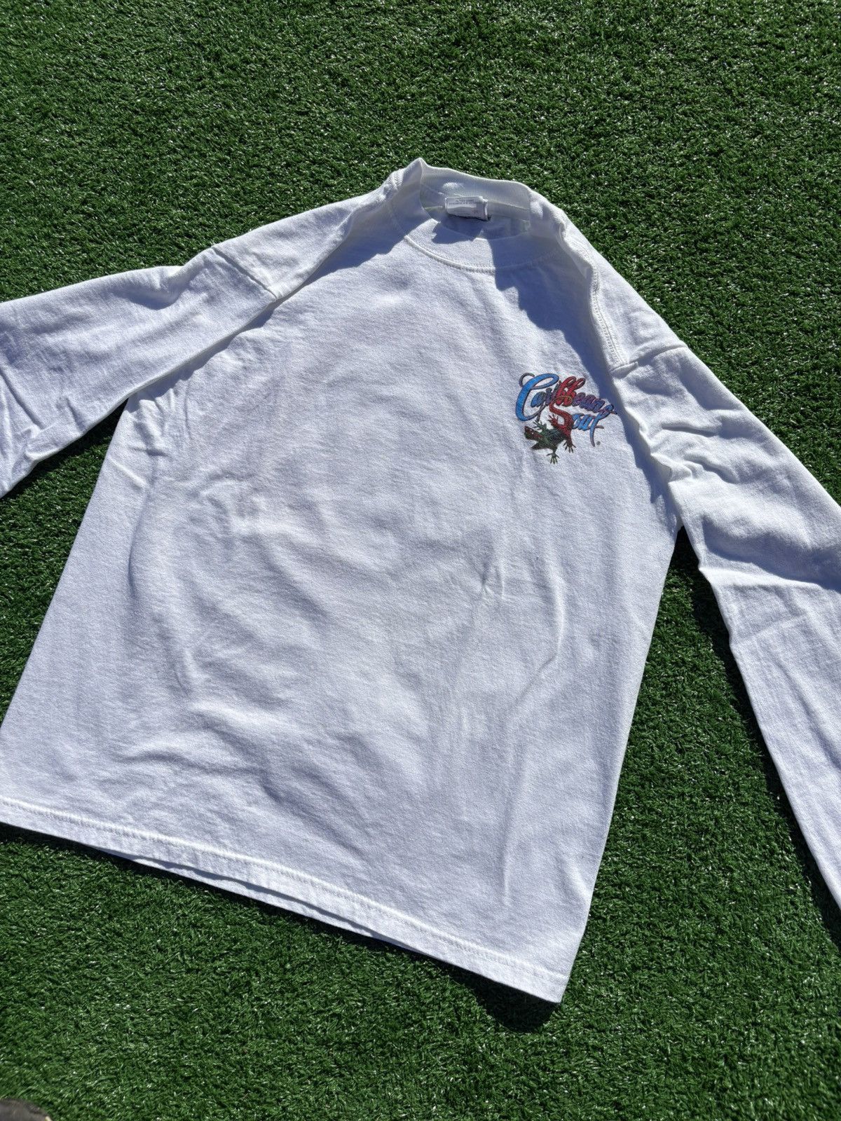 Caribbean × Vintage Vintage Y2K Caribbean long sleeve Size US M / EU 48-50 / 2 - 4 Thumbnail