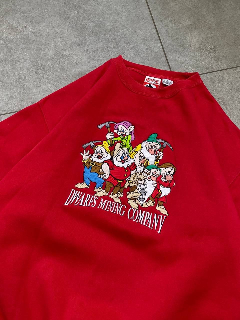 Mickey Inc Vintage Mickey Inc. Disney Dwarfs Mining Company Sweatshirt Size US L / EU 52-54 / 3 - 7 Thumbnail