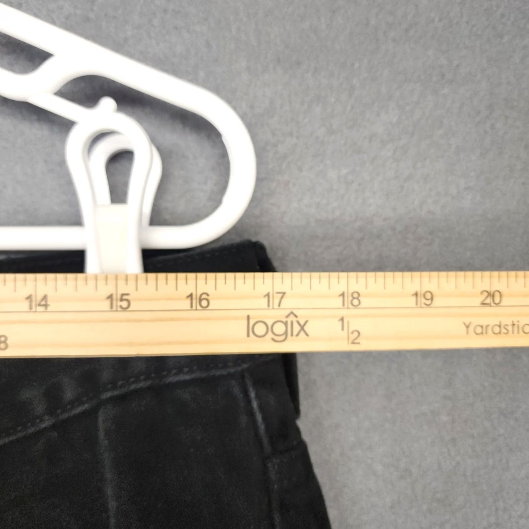 Tommy Bahama Tommy Bahama Jeans Pants Mens 34x29 Black Classic Fit 100% Cotton Tagged 36/34 Mens, Jeans, Black, 34x29, Cotton, Classic Fit Size US 34 / EU 50 - 5 Thumbnail
