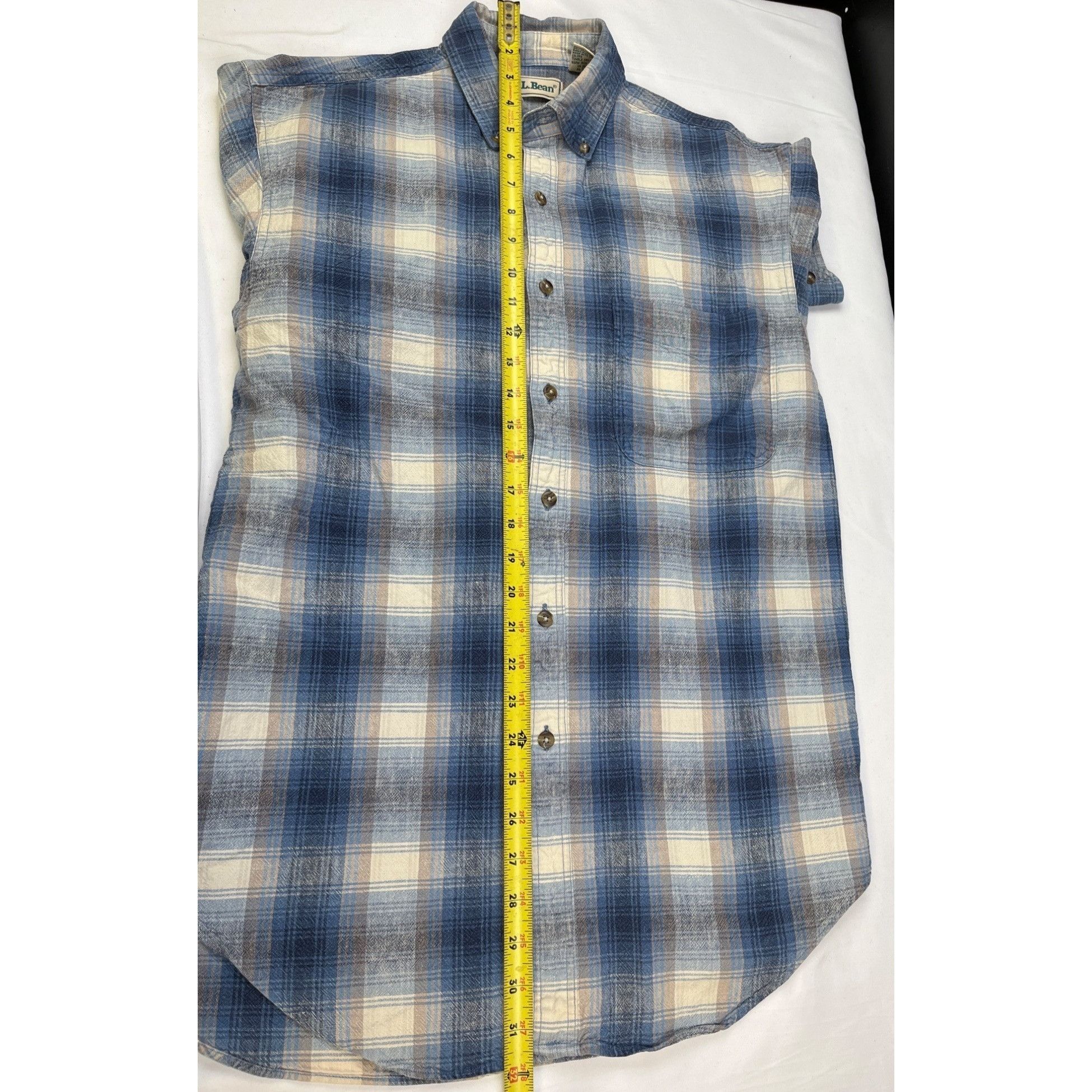 L.L. Bean L.L.Bean Men's Blue Plaid Shirt/Button Up Sz SM SKU 4476 Size US S / EU 44-46 / 1 - 8 Thumbnail