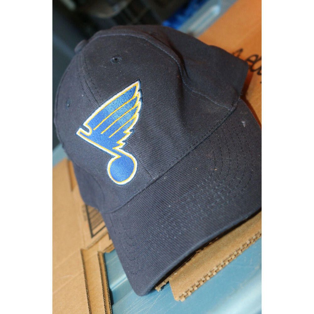 Budweiser St. Louis Blues NHL Embroidered Logo Mens Cap Navy Blue Dad Size ONE SIZE - 1 Thumbnail