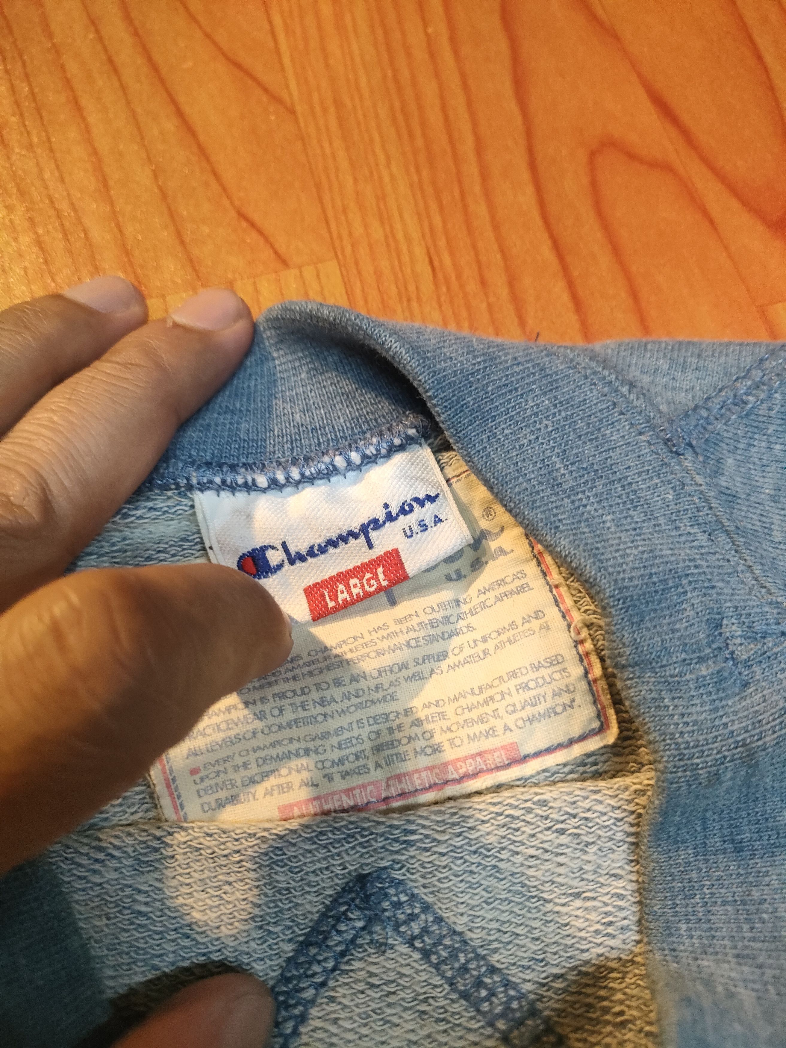 Champion × Vintage Vintage Champion Spellout Size US L / EU 52-54 / 3 - 4 Thumbnail