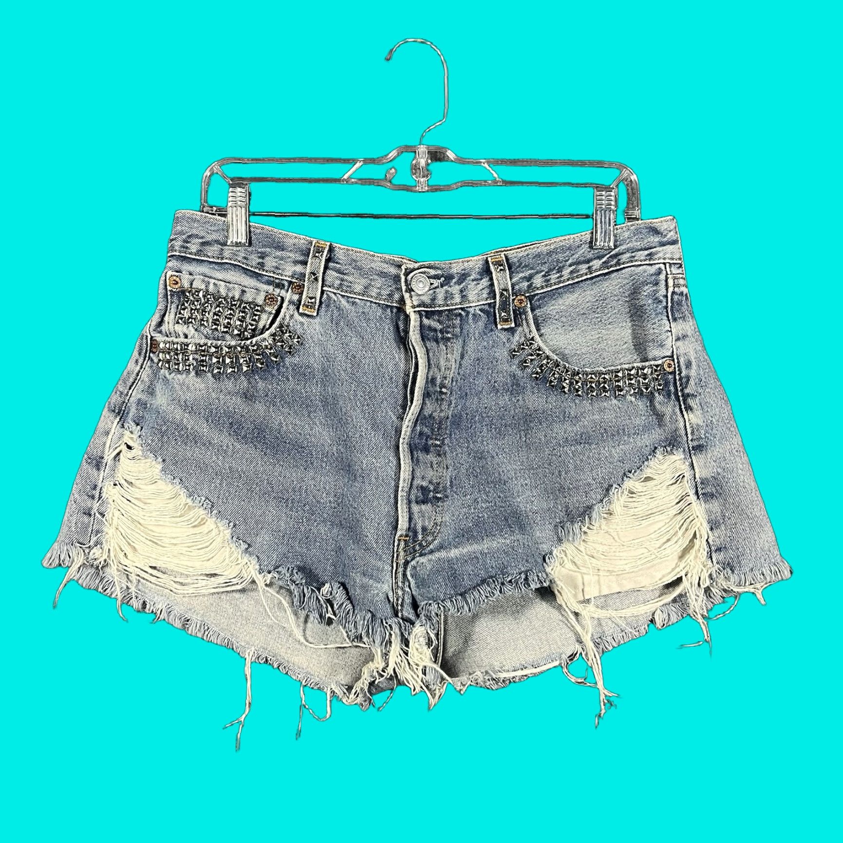 Levi's VINTAGE Levi's 501 Cut Off Jean Shorts Women's 90s Light Blue USA Made Size 32 Shorts Size 24" / US 00 / IT 34 - 1 Thumbnail