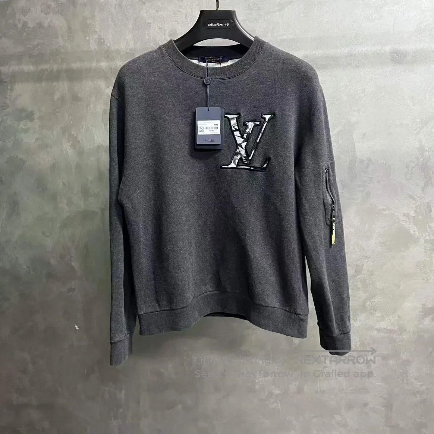 Louis Vuitton Louis Vuitton Gray letter logo printed round-neck long-sle Size US M / EU 48-50 / 2 - 1 Thumbnail