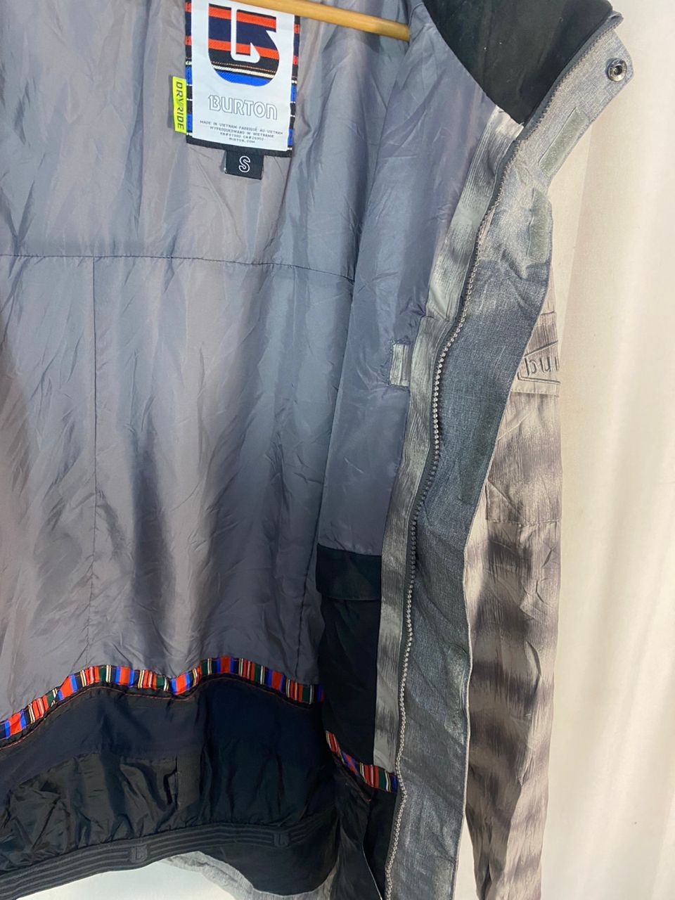 Burton Best price 🔥Button mtn dew waterproof hoodie zipper jacket Size US M / EU 48-50 / 2 - 8 Thumbnail
