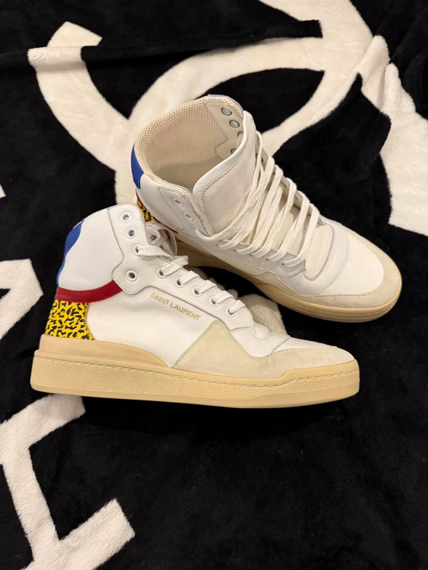 Saint Laurent Paris Saint Laurent High-Top Sneakers with Print Size US 8 / EU 41 - 1 Thumbnail