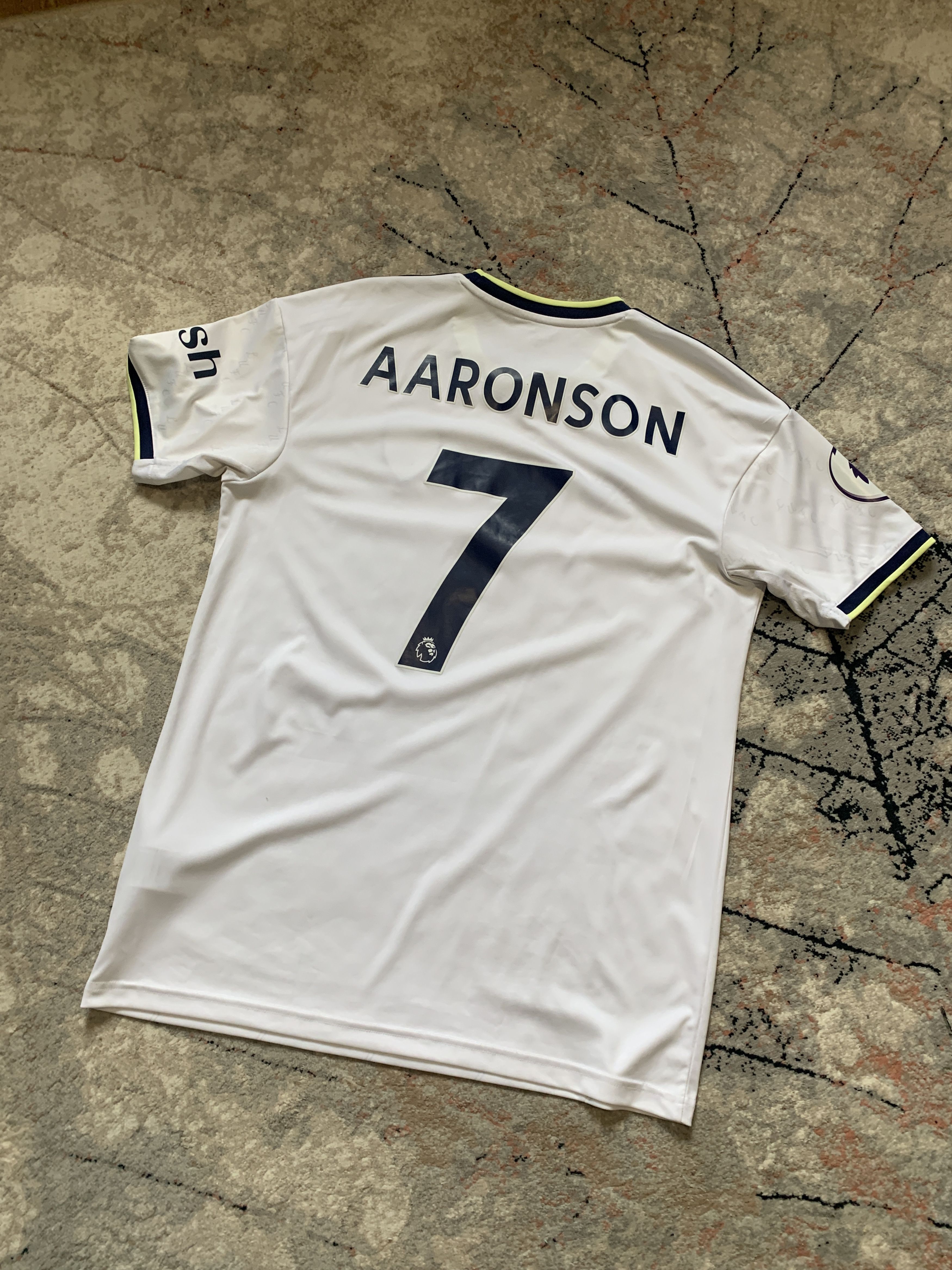 Adidas Adidas Leeds United AARONSON 7 Jersey 2022/2023 Size US M / EU 48-50 / 2 - 3 Thumbnail