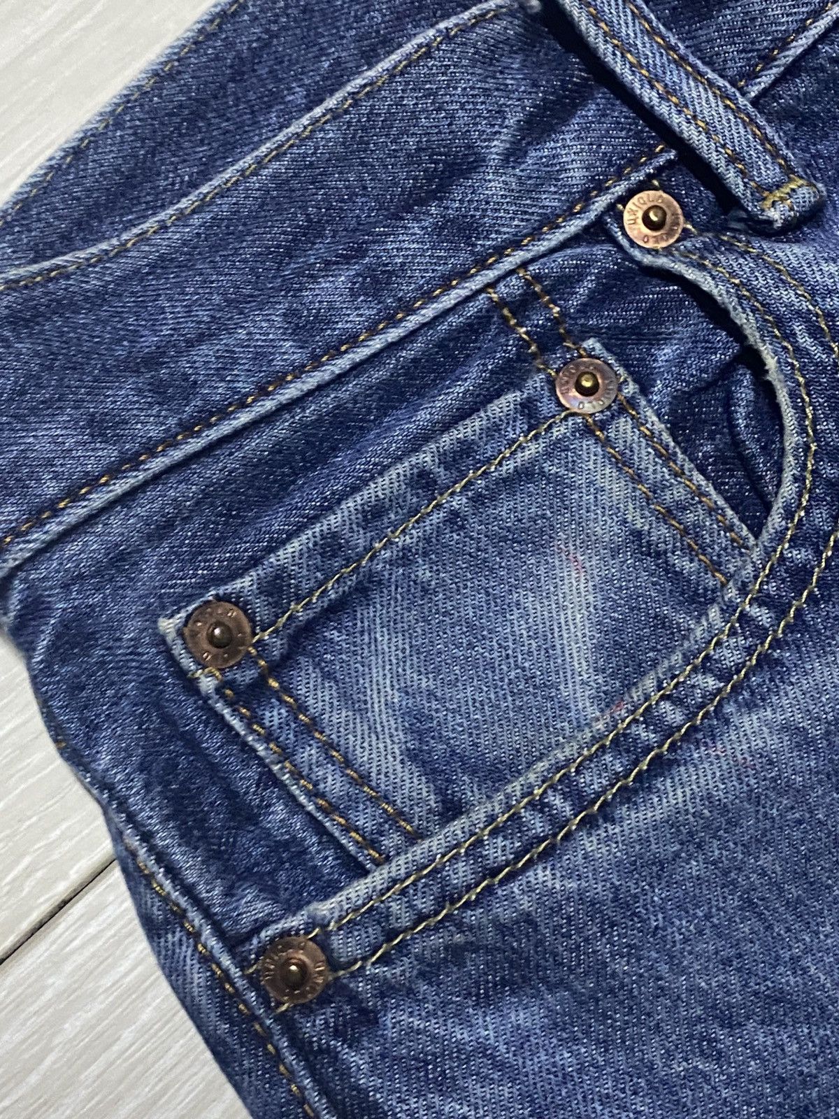 Uniqlo Vintage Japanese Brand Uniqlo Blue Wash Distressed Slim Jean Size US 33 - 9 Thumbnail