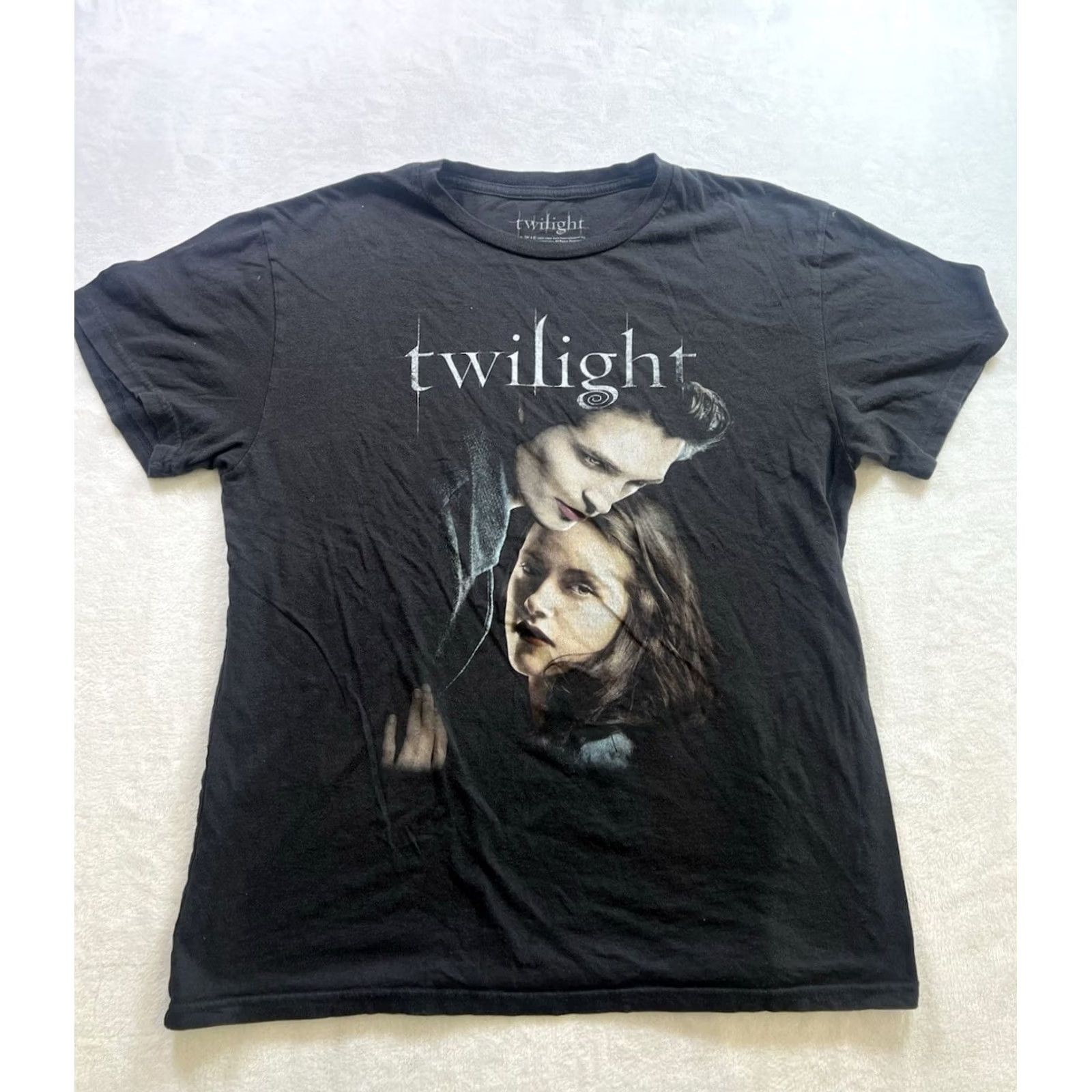 Bell Twilight Black T-Shirt Women's XL Crew Neck 100% Cotton Short Sleeve Classic Fit Unisex Adults Movie Theme Size XL / US 12-14 / IT 48-50 - 2 Thumbnail