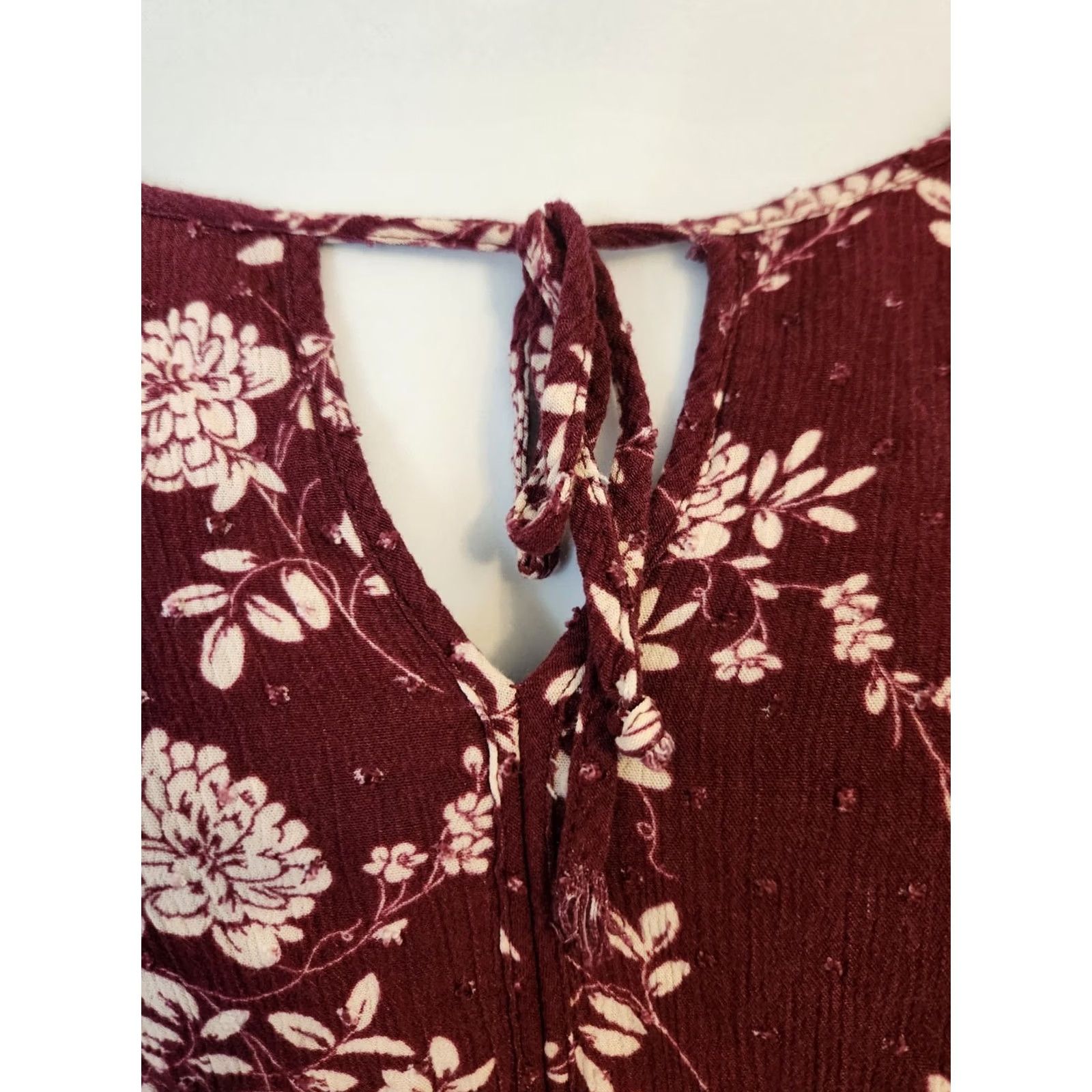 Vintage Papermoon Burgundy Clip Dot Floral Crinkle Top Bohemian Hippie 3X Purple Rayon 3/4 Sleeve Round Neck Blouse Women Plus Size Casual/Nights/Travel Size XXL / US 16-18 / IT 52-54 - 2 Thumbnail