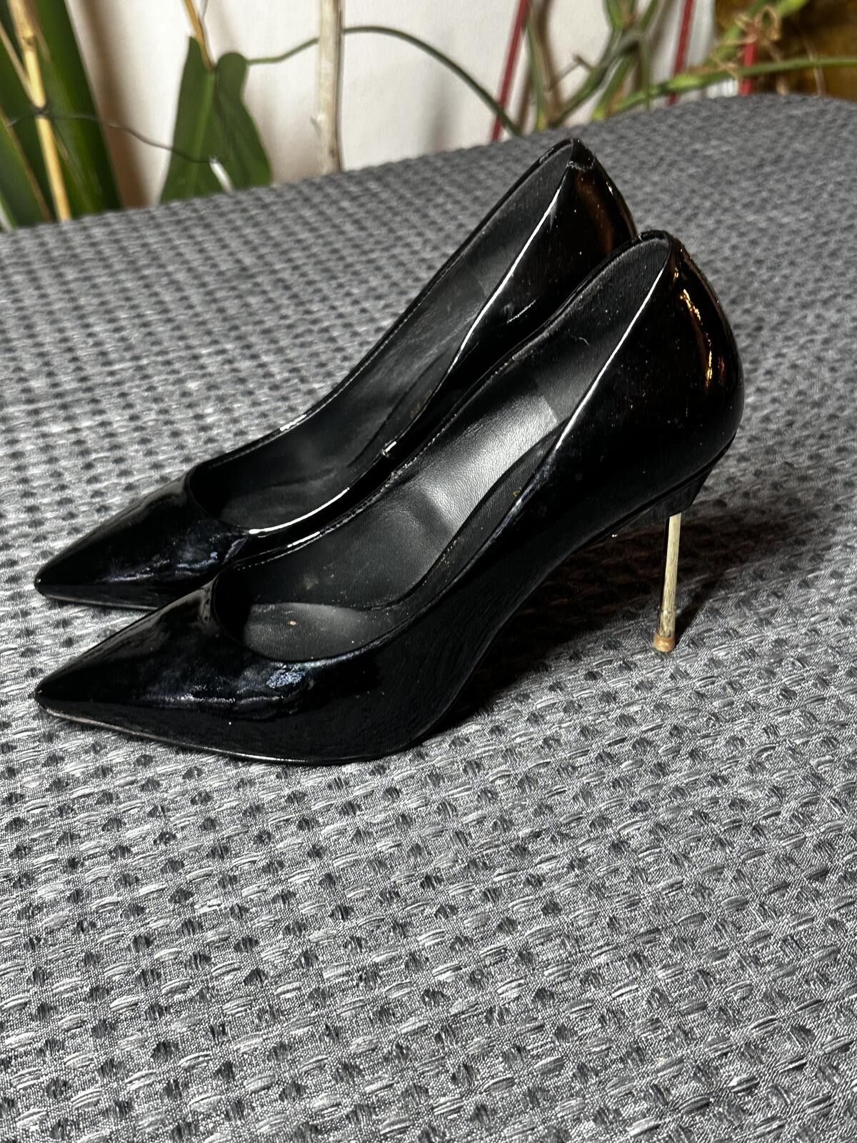 Kurt Geiger Kurt Geiger Black Patent Leather Pointed Toe Pumps Size US 4.5 / IT 34.5 - 6 Thumbnail