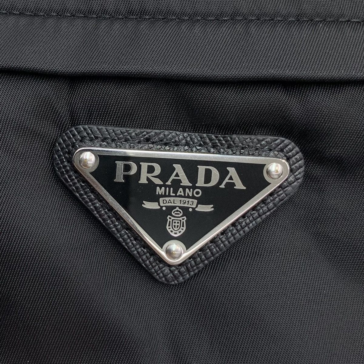 Prada Prada Triangle Logo Waist Bag Style Pleated Skirt K26WX Size 25" / US 0 / IT 36 - 5 Thumbnail