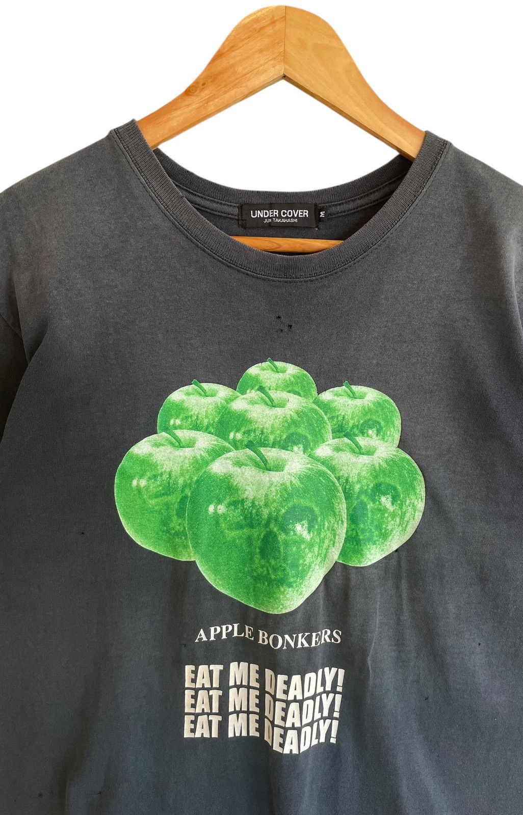 Undercover Vintage Undercover Apple Bonkers Sun Faded T-shirt 2000s Size US M / EU 48-50 / 2 - 3 Thumbnail