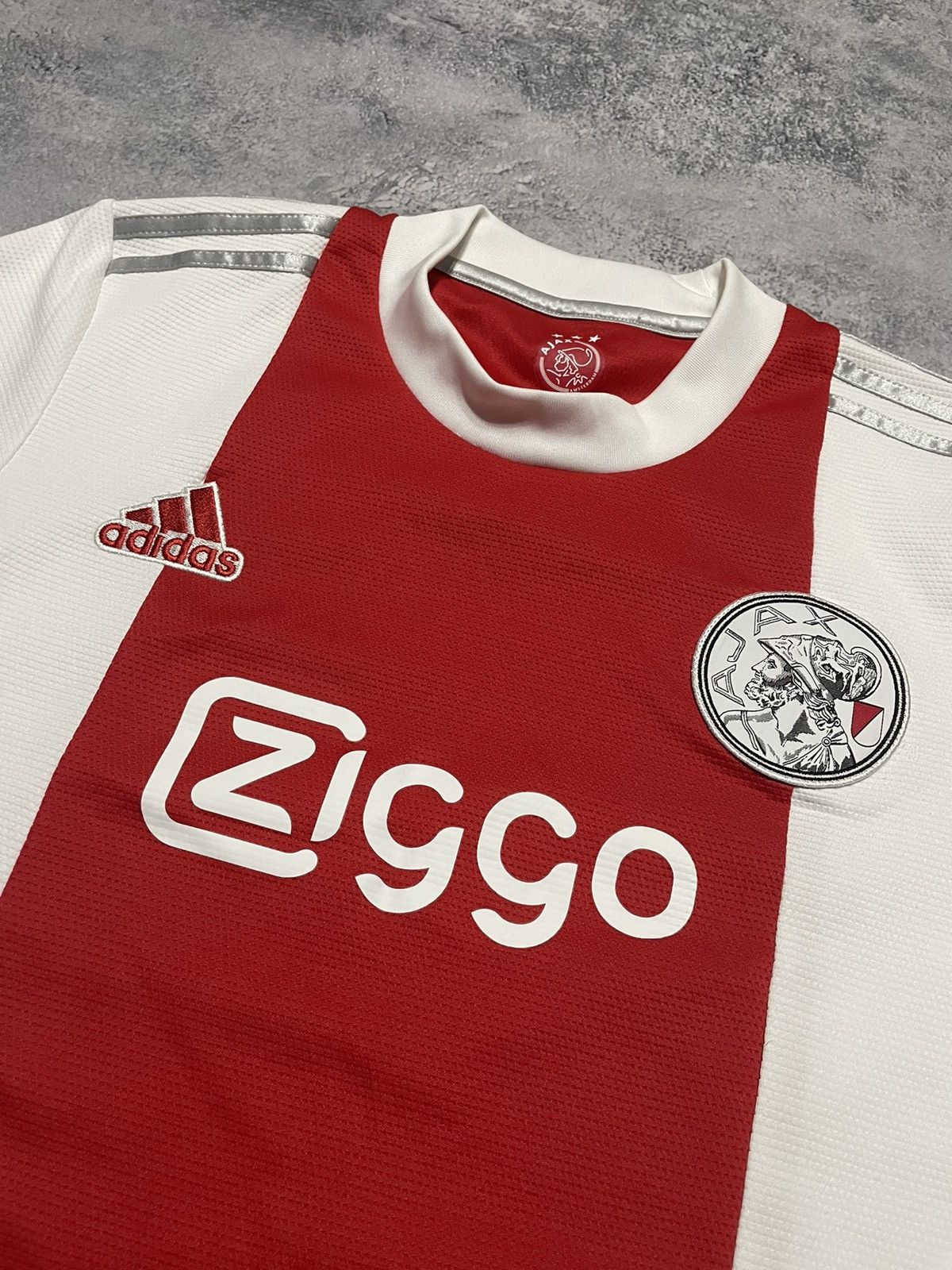 Adidas × Vintage AJAX HOME FOOTBALL SHIRT 2021/2022 SOCCER JERSEY ADIDAS Size US S / EU 44-46 / 1 - 2 Thumbnail