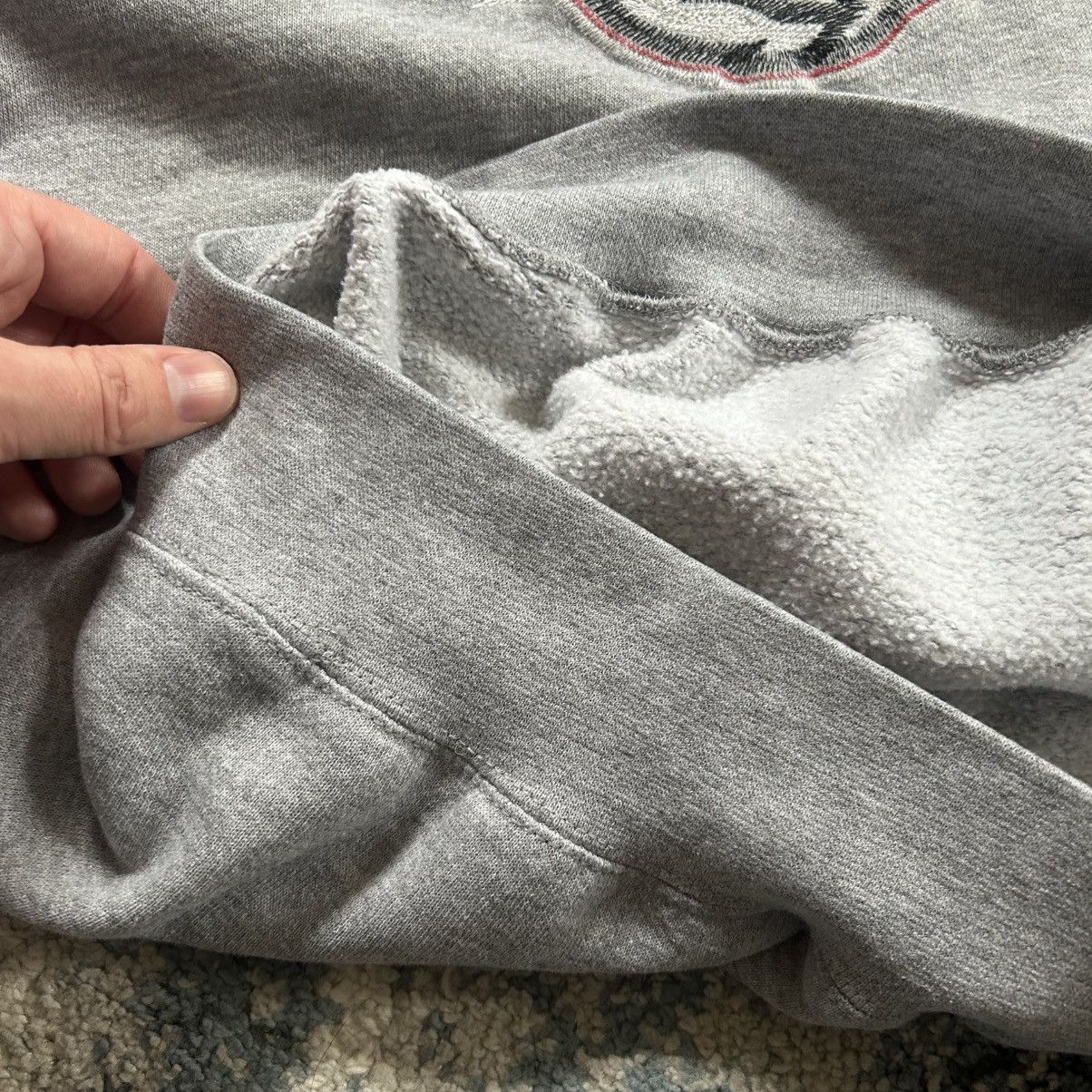 NHL LATE 90s MiD 2000s LEE SPORT BUFFALO SABRES PANELED CREWNECK Size US L / EU 52-54 / 3 - 11 Thumbnail
