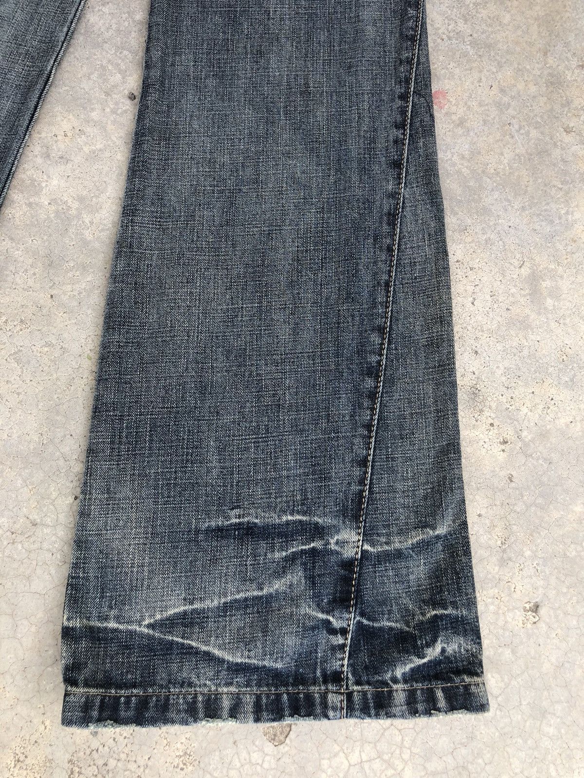 Marithe + Francois Girbaud Marithe Francois Girbaud Flared Jeans Distressed Denim Size US 28 / EU 44 - 13 Thumbnail