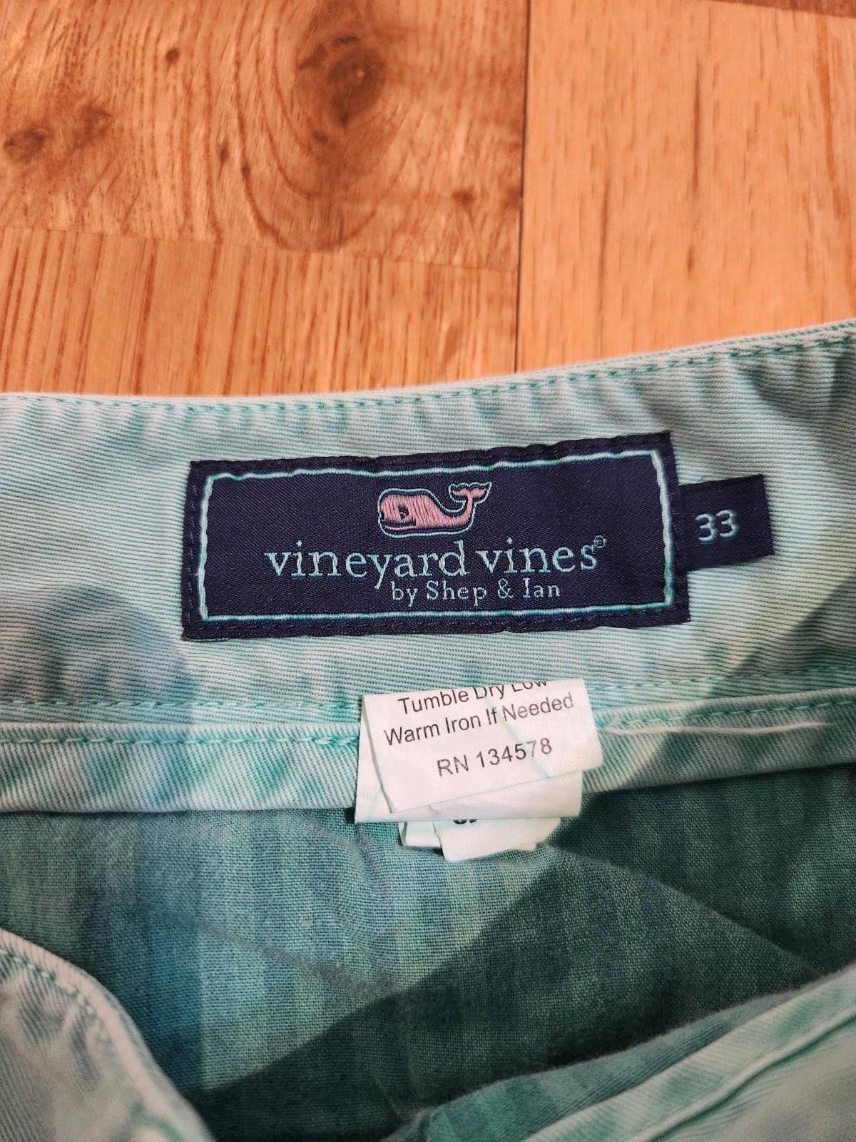 Vineyard Vines Vineyard Vines Embroidered Fish Casual Shorts Green Teal 33 Size US 33 - 3 Thumbnail
