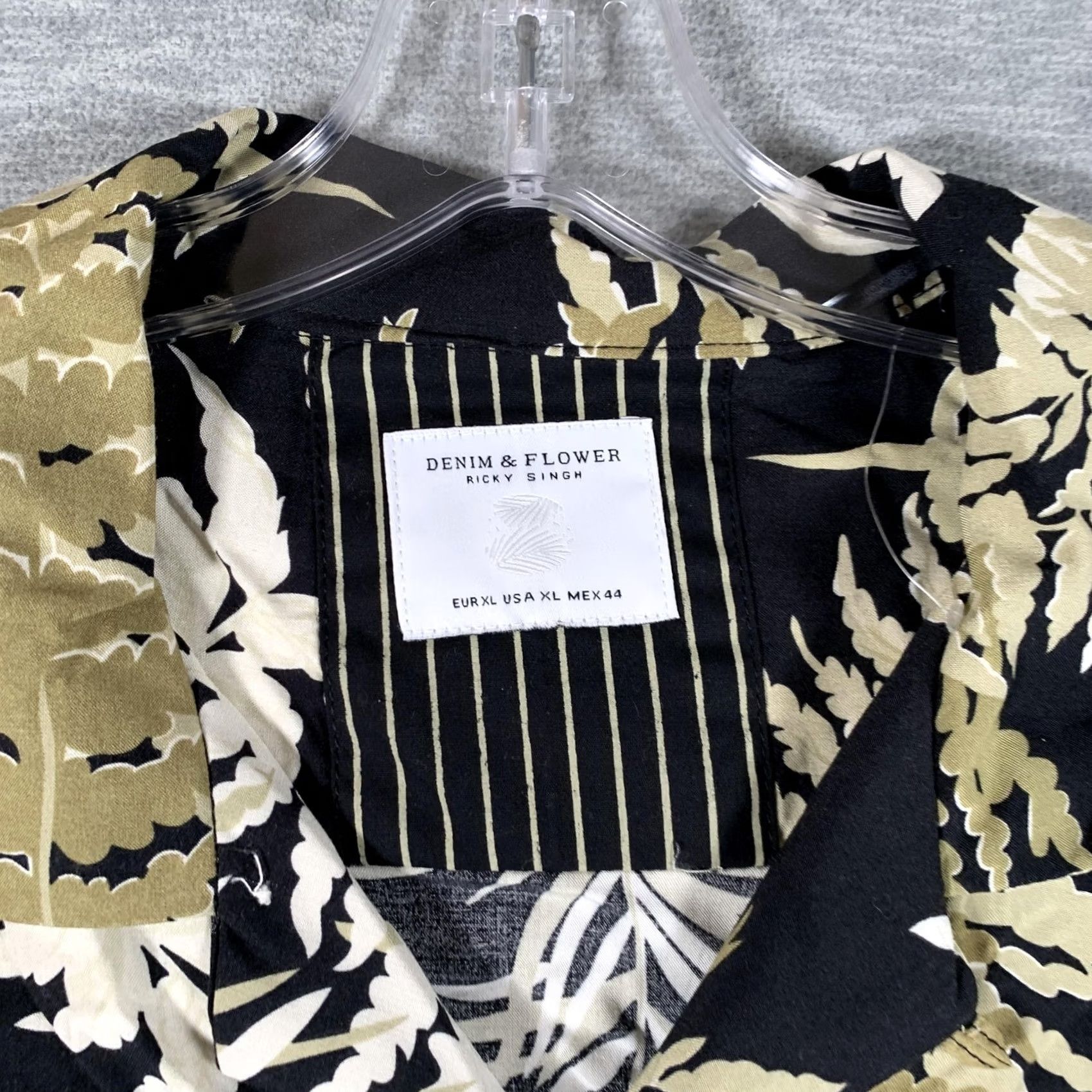 Denime Denim & Flower Shirt Mens XL Black Tropical Leaf Aloha Short Sleeve Button Front Size US XL / EU 56 / 4 - 5 Thumbnail