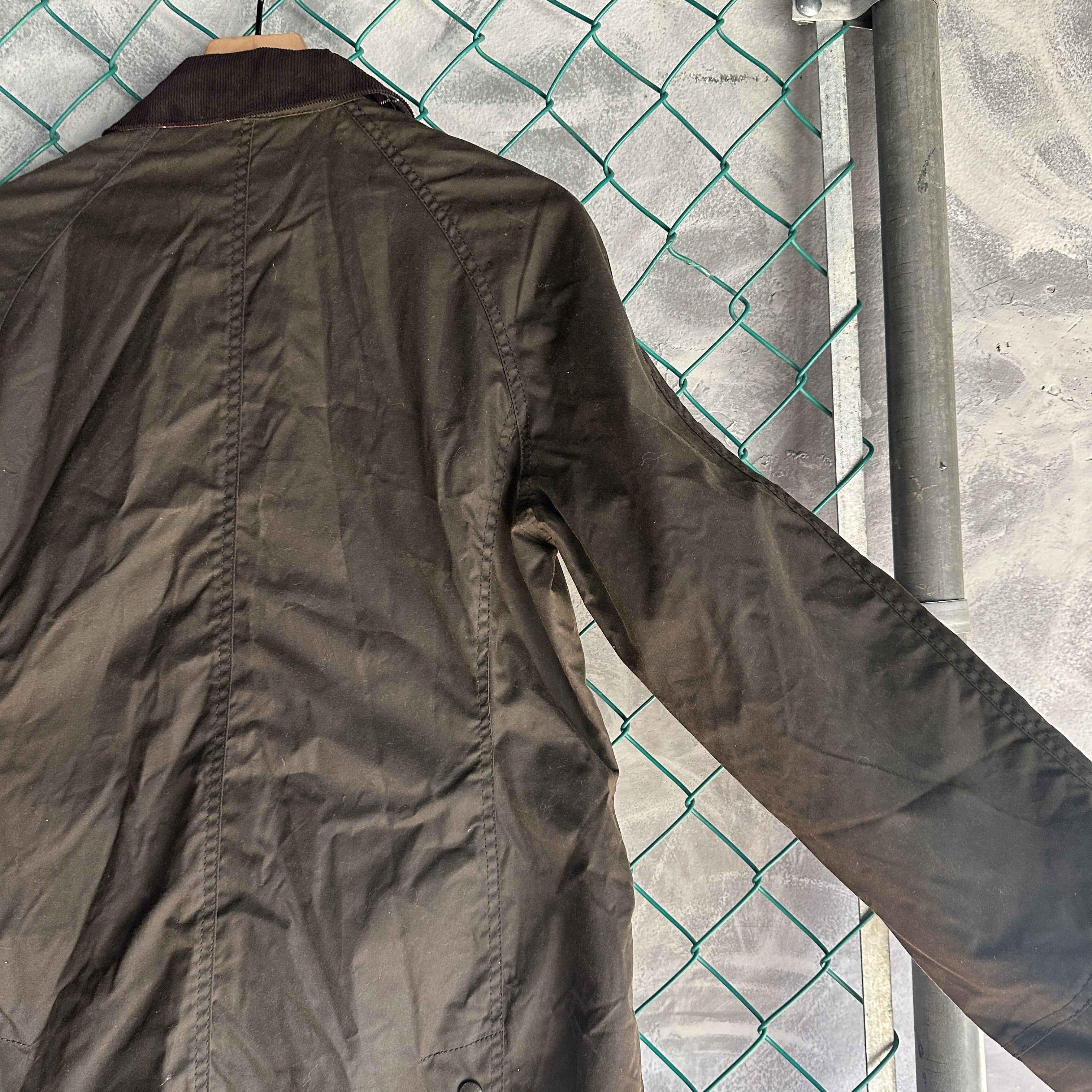 Barbour Barbour Beadnell Wax Jacket Womens Succession Waystar Royco Size M / US 6-8 / IT 42-44 - 7 Thumbnail