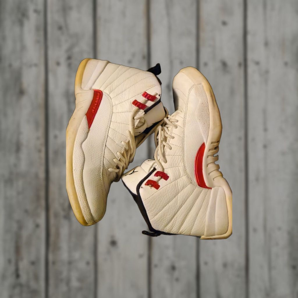 Jordan Brand Air Jordan 12 Retro Twist Sneakers Men's 8.5 White Leather Athletic CT8013-106 Size US 9 / EU 42 - 1 Thumbnail