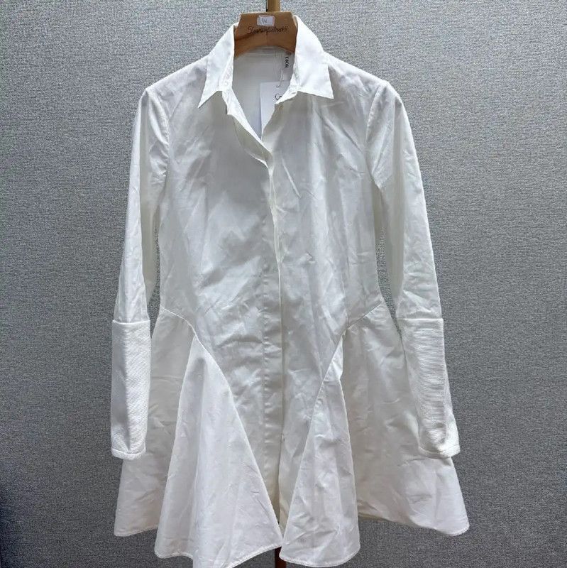 Dior Dior Women's White Cotton Shirt for Spring 0089 Size S / US 4 / IT 40 - 1 Thumbnail