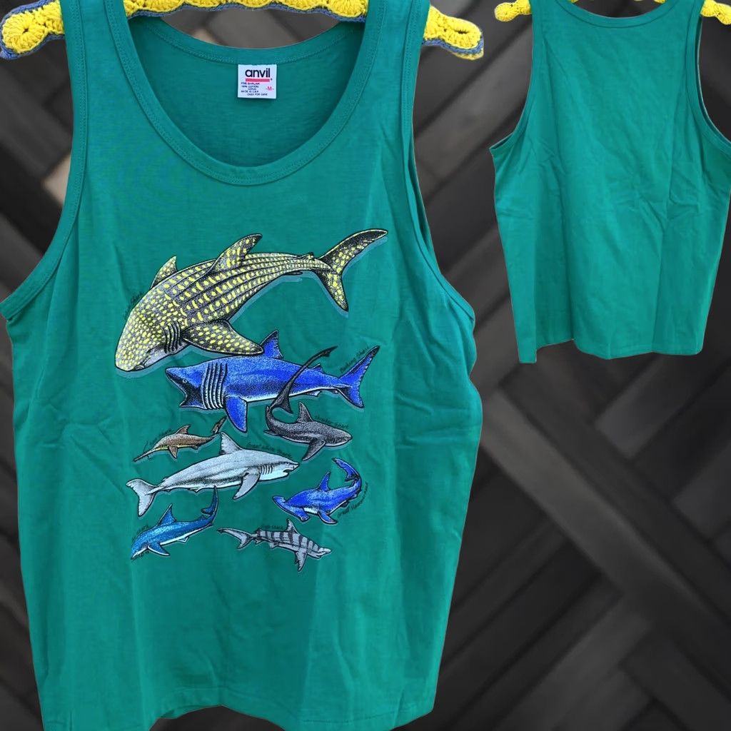 Anvil VINTAGE Shark Sharks Tank Top Made In USA M Medium Green 1990s Graphic Tee Mens Size US M / EU 48-50 / 2 - 1 Thumbnail