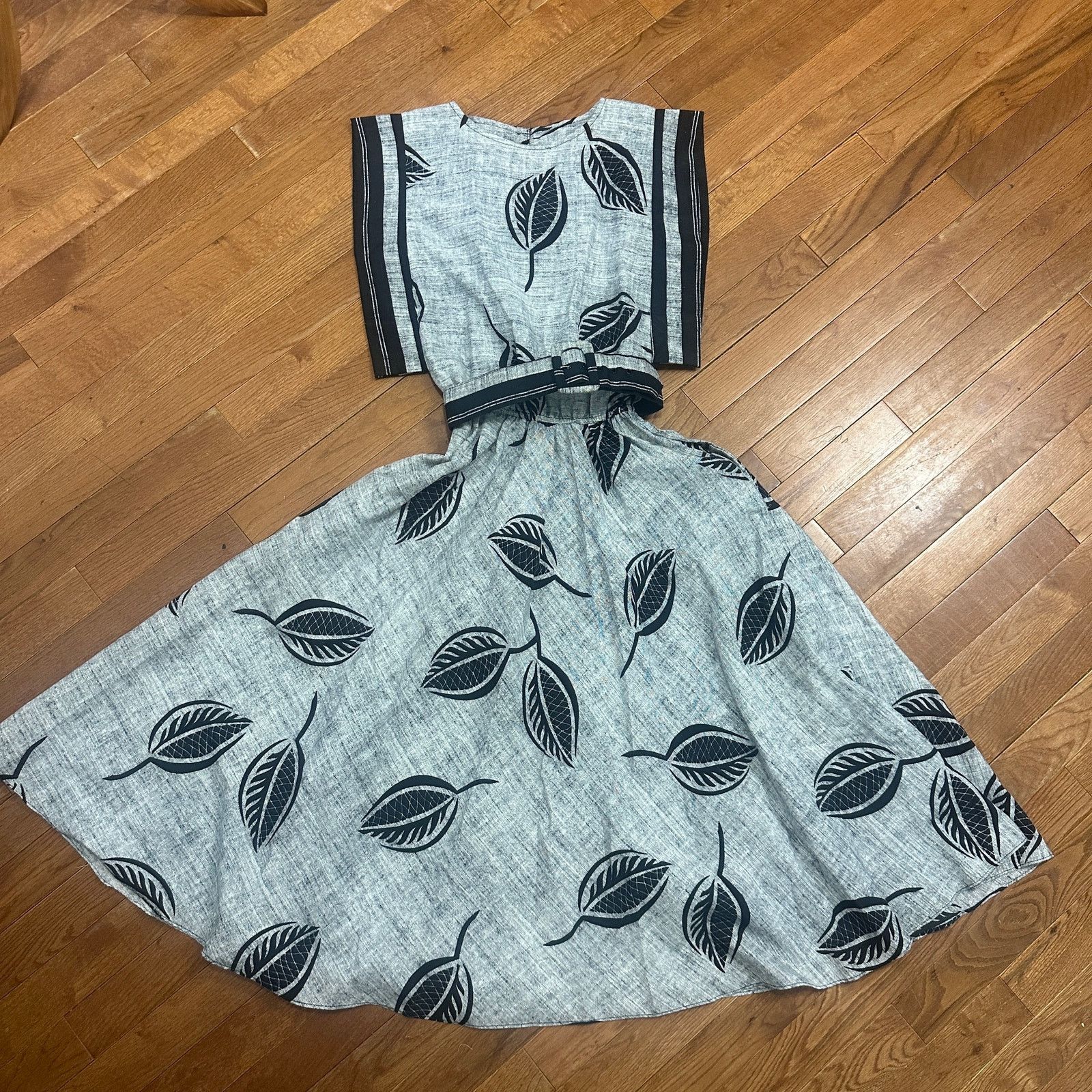 Vintage Vintage Choon Gray Leaf Print Dress Full Circle Boho Midi XS Size XS / US 0-2 / IT 36-38 - 7 Thumbnail