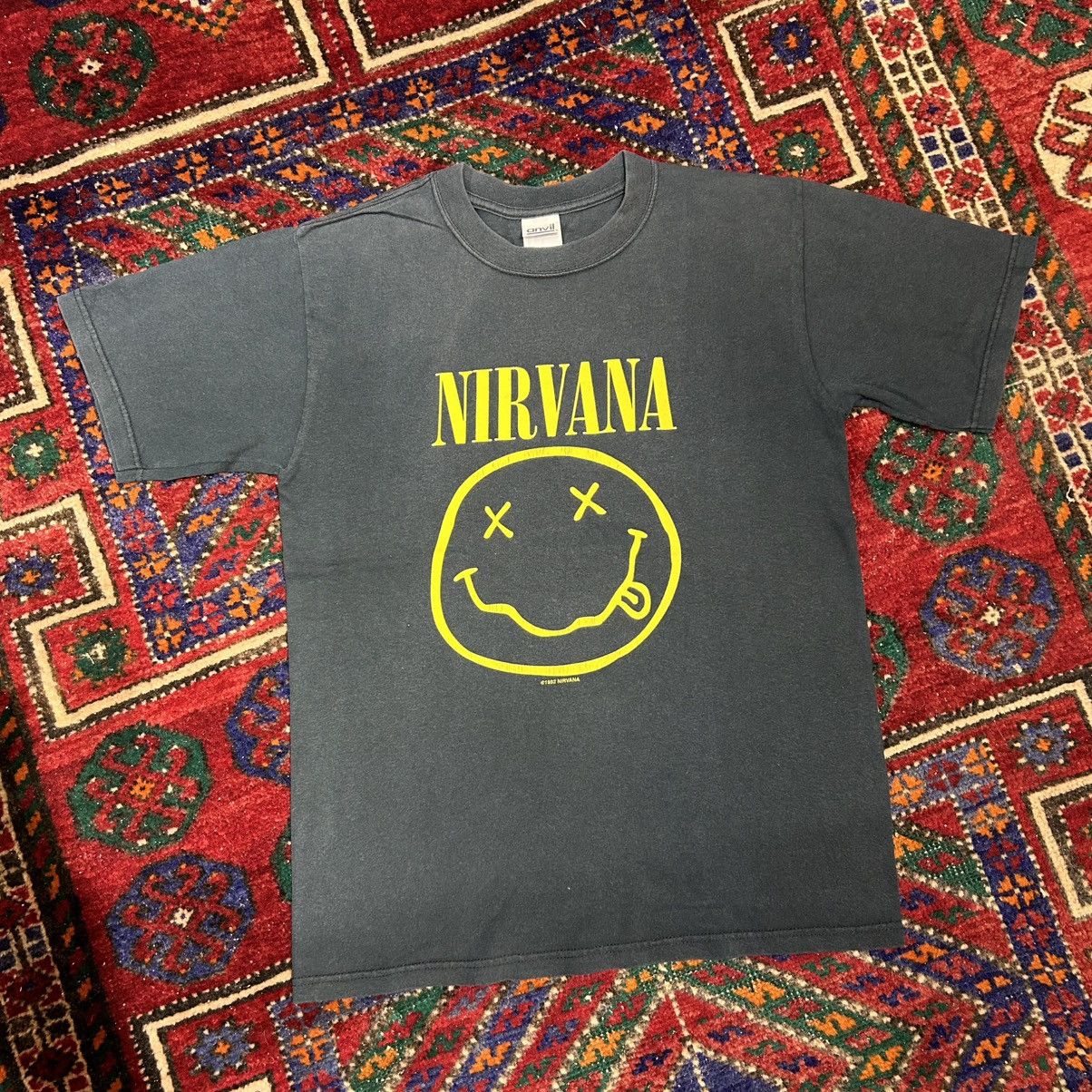Vintage Vintage Nirvana Tshirt Size US S / EU 44-46 / 1 - 1 Thumbnail