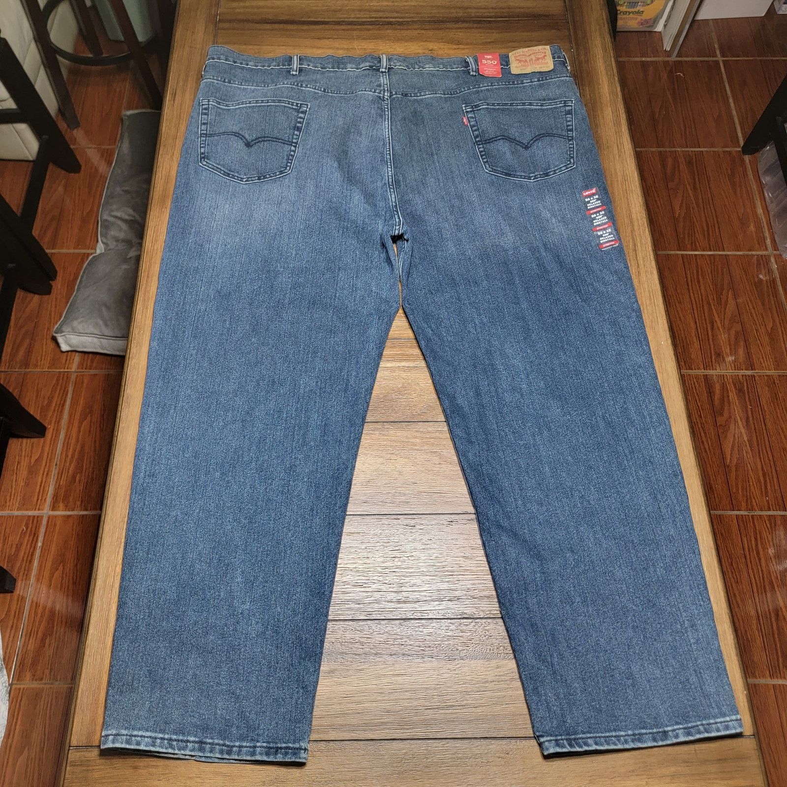 Levi's Levis 550 Relaxed B&T 2-Way Stretch Tapered Leg -56X32 NWT Size US 44 / EU 60 - 3 Thumbnail