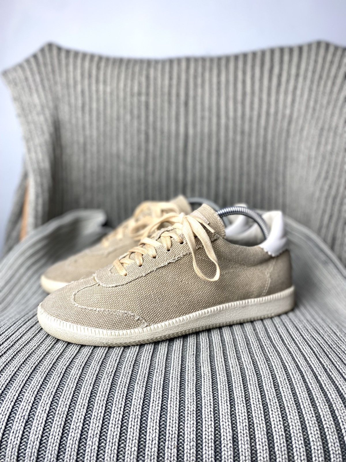 Esprit Vintage Esprit Avantgarde BW Sport Sneakers Maison Margiela Size US 7 / EU 40 - 3 Thumbnail