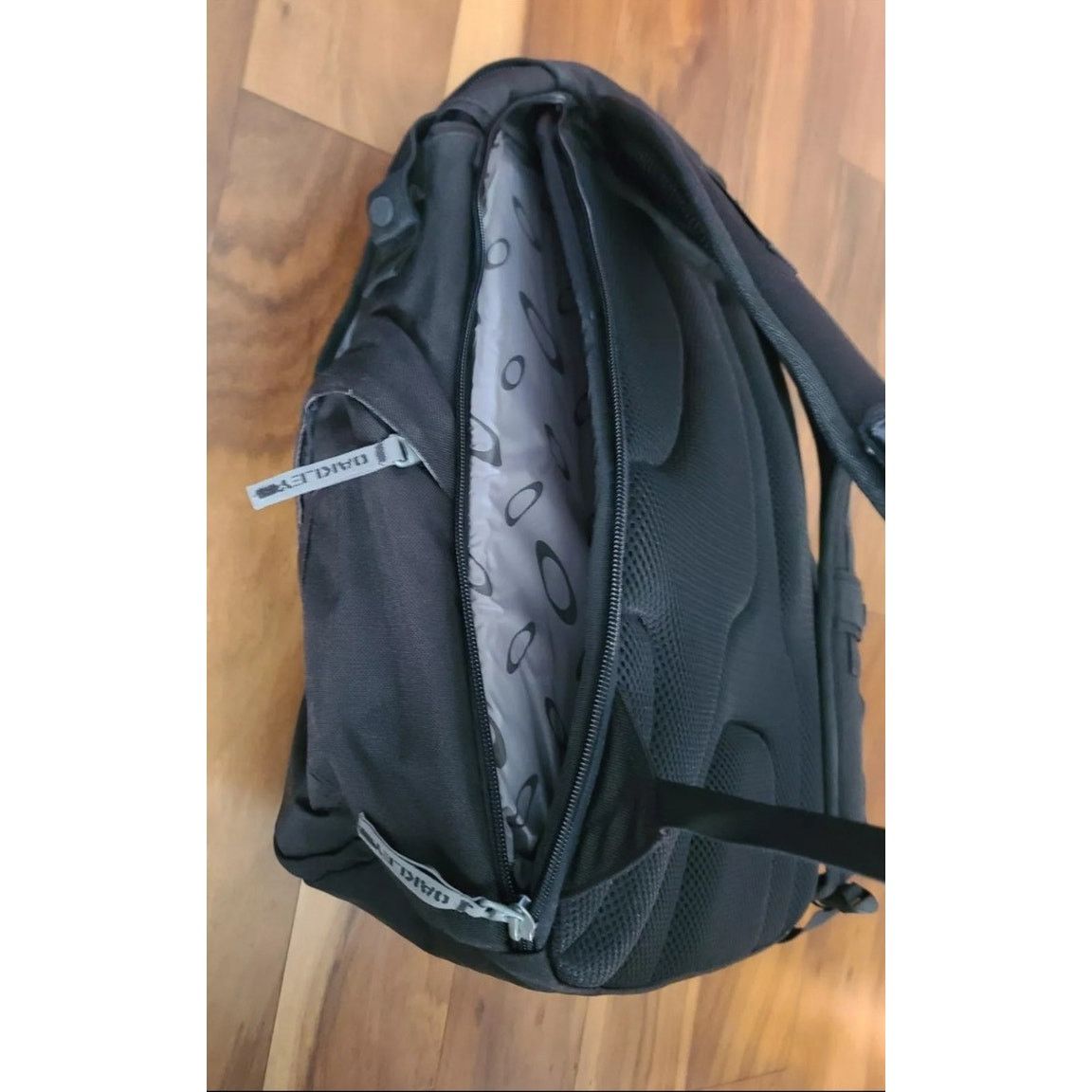 Oakley NWT Oakley Black Panel Back Pack Bag VW Tactical Field Gear Size ONE SIZE - 7 Thumbnail