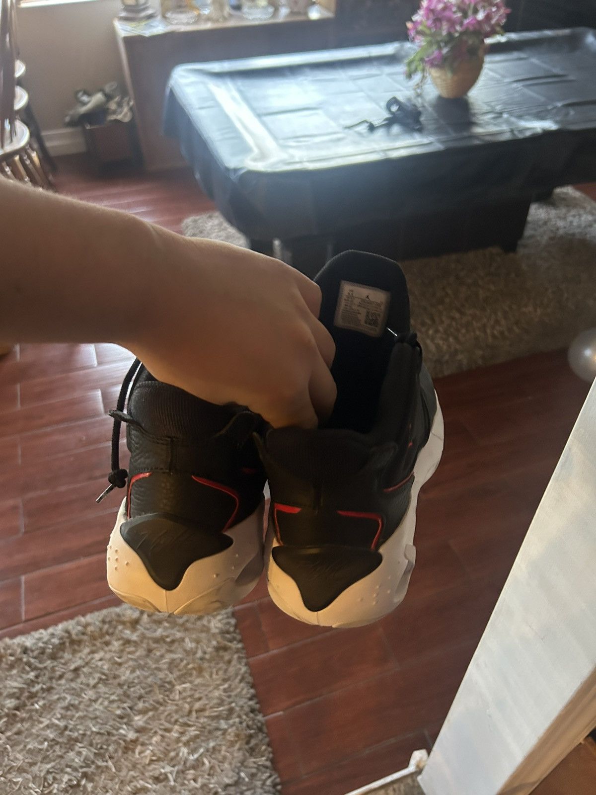Jordan Brand AJ Aura Max 4 Bred Size US 9.5 / EU 42-43 - 3 Thumbnail
