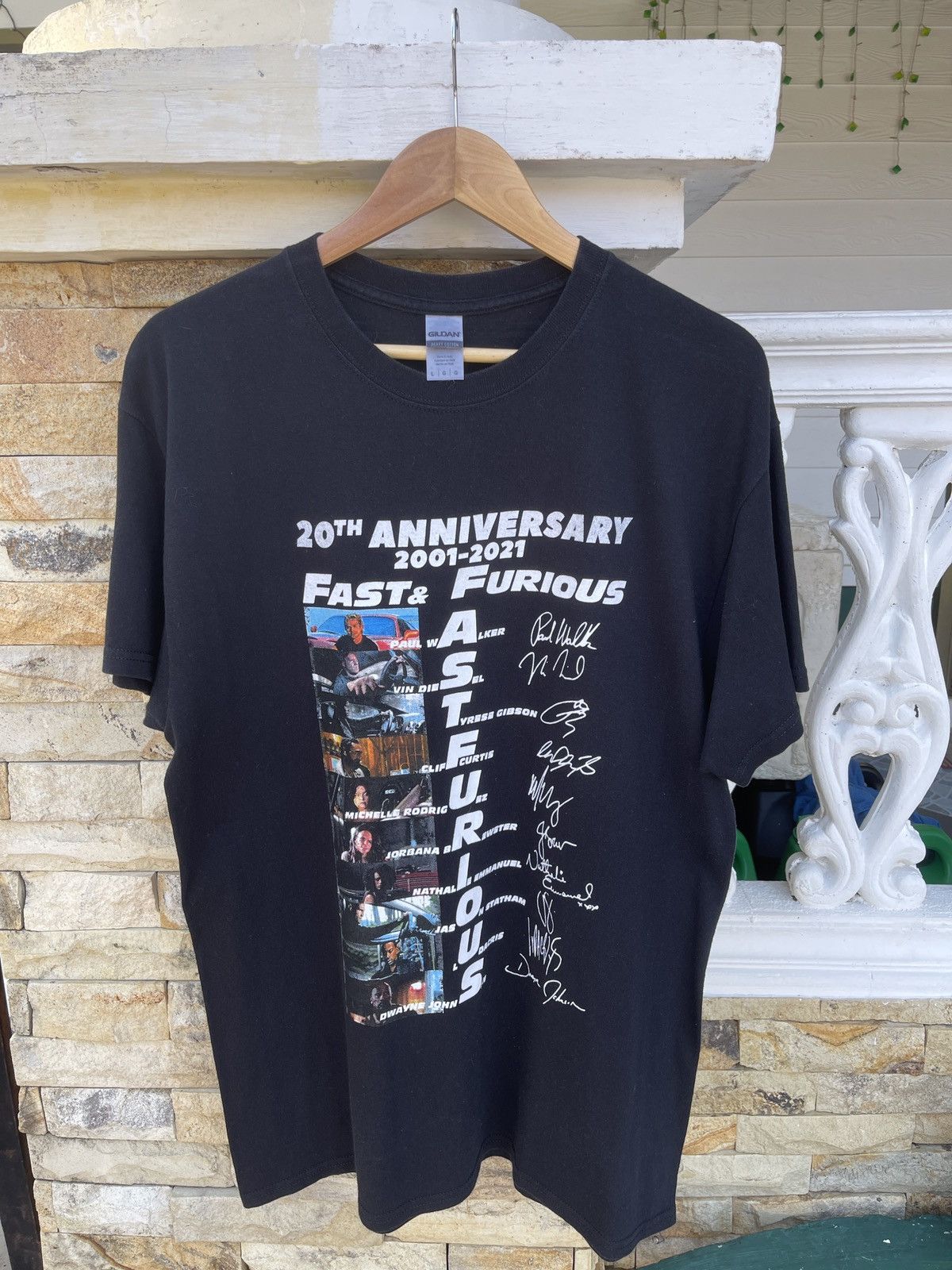 Vintage Vintage 20th Anniversary 2001-2021 Fast Furious Movie Tee Size US L / EU 52-54 / 3 - 4 Thumbnail