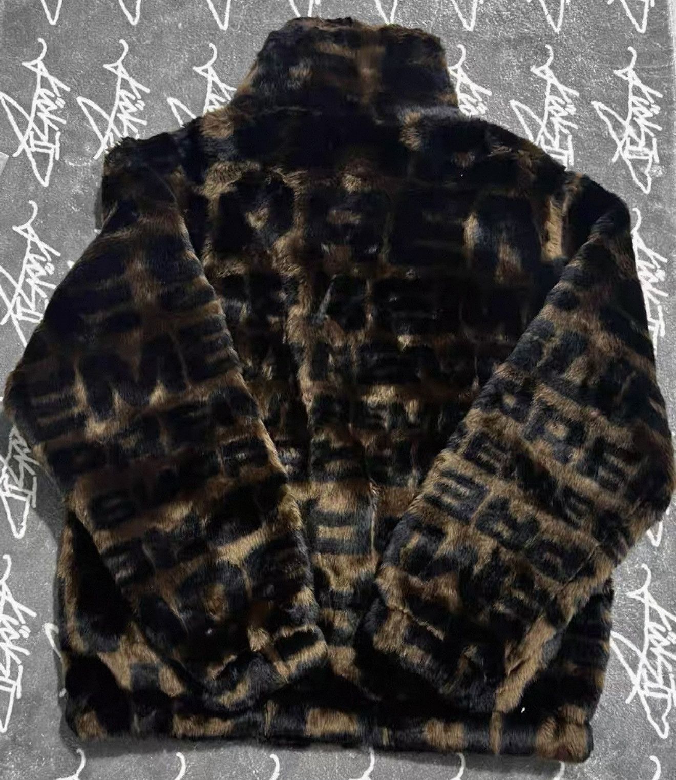 Supreme Supreme Faux Fur repeater bomber Brown Size US XL / EU 56 / 4 - 2 Thumbnail