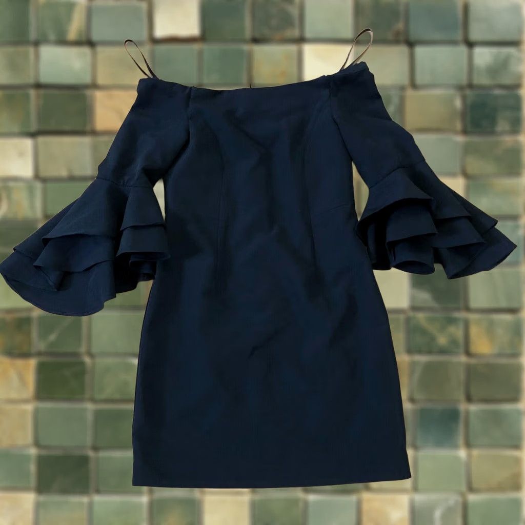 MILLY Milly Minis Dress Off the Shoulder Mini Sleeveless Short Length 12 Women's Flounce Layered Black Pullover Size 34" / US 12 / IT 48 - 1 Thumbnail