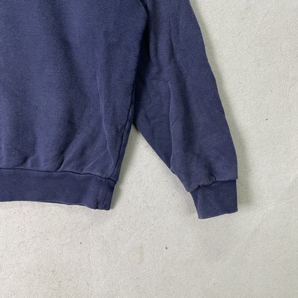 Nike 90s Nike Small Swoosh Navy Crewneck Sweatshirt Size US M / EU 48-50 / 2 - 4 Thumbnail