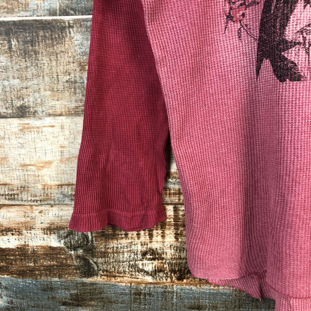 Vintage Cheswick skull vintage Red Long Sleeve T-Shirt #A2462 Size US S / EU 44-46 / 1 - 7 Thumbnail