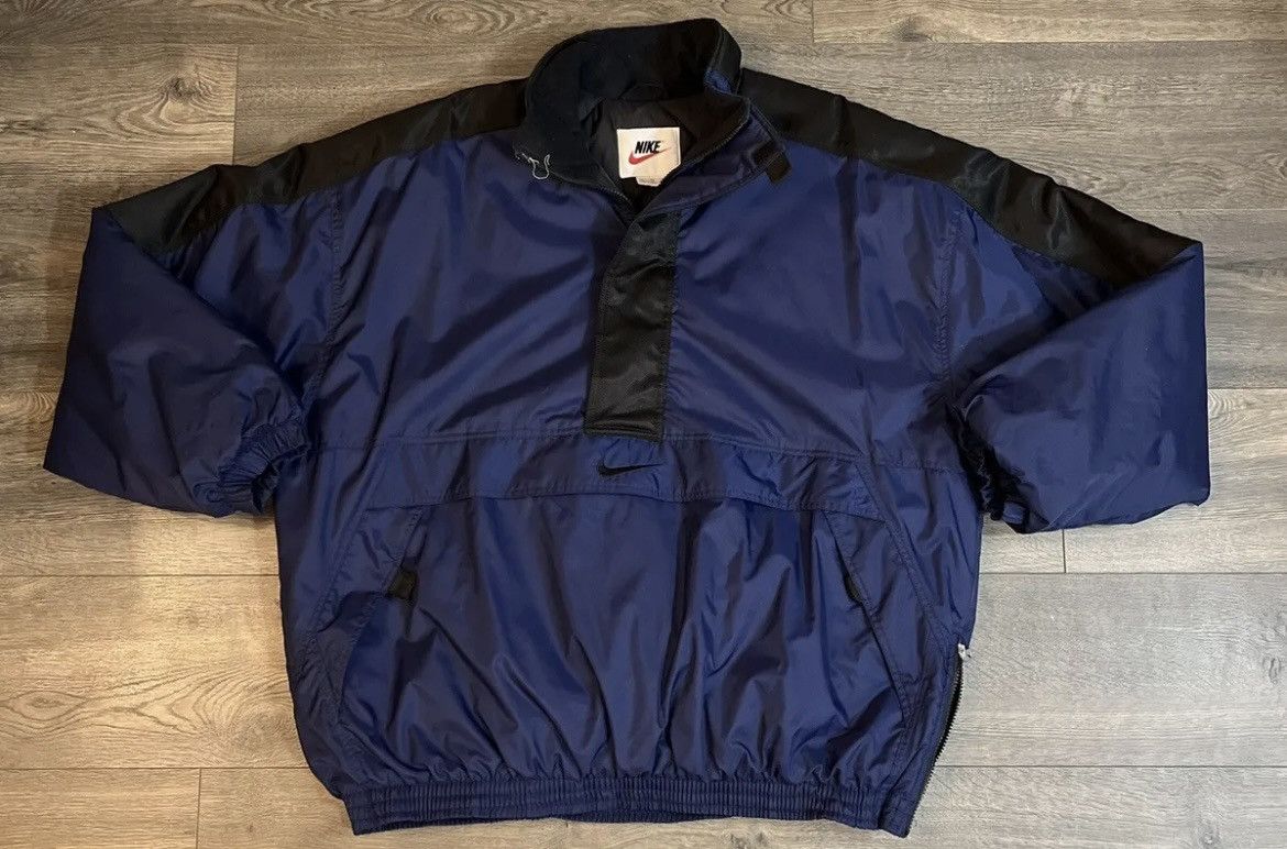 Vintage 90’s Nike Swoosh Pullover Puffer Jacket