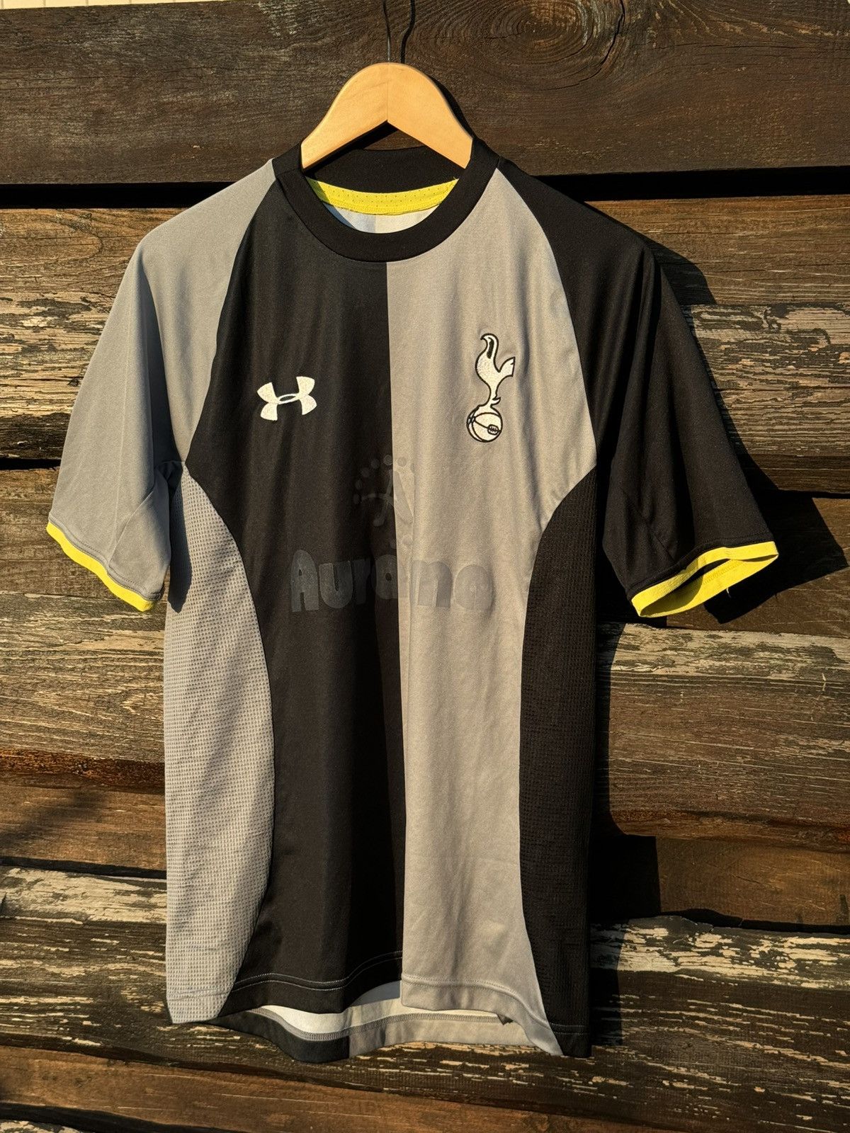 Under Armour 2012 Under Armour Tottenham soccer jersey vintage Size US S / EU 44-46 / 1 - 2 Thumbnail