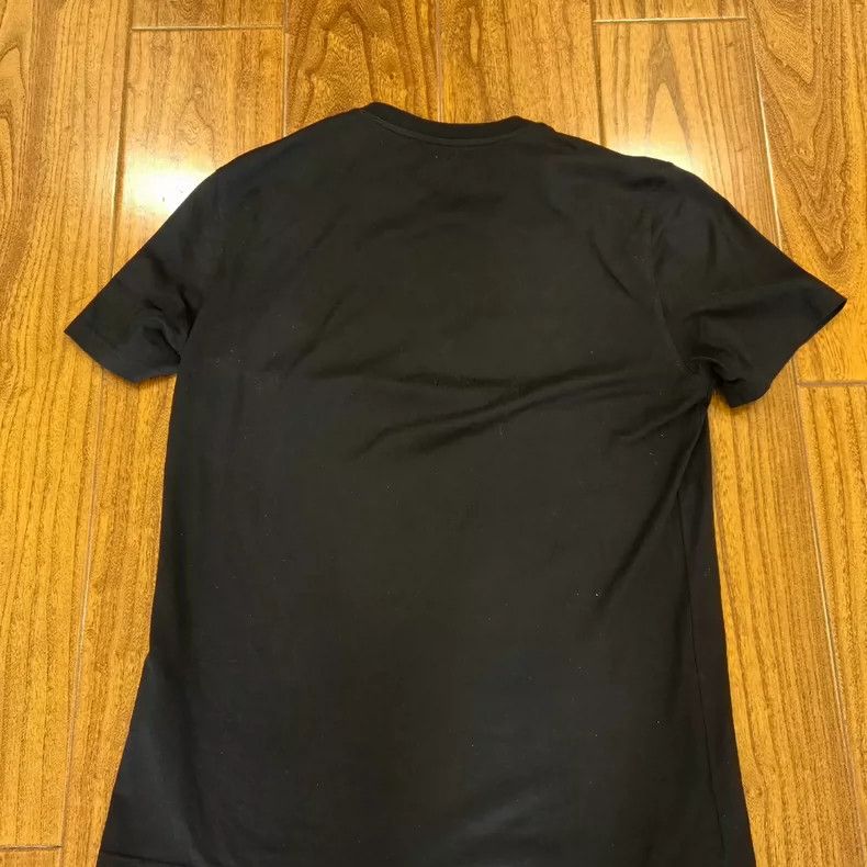 Givenchy Givenchy Classic shark short-sleeve Size US M / EU 48-50 / 2 - 2 Thumbnail