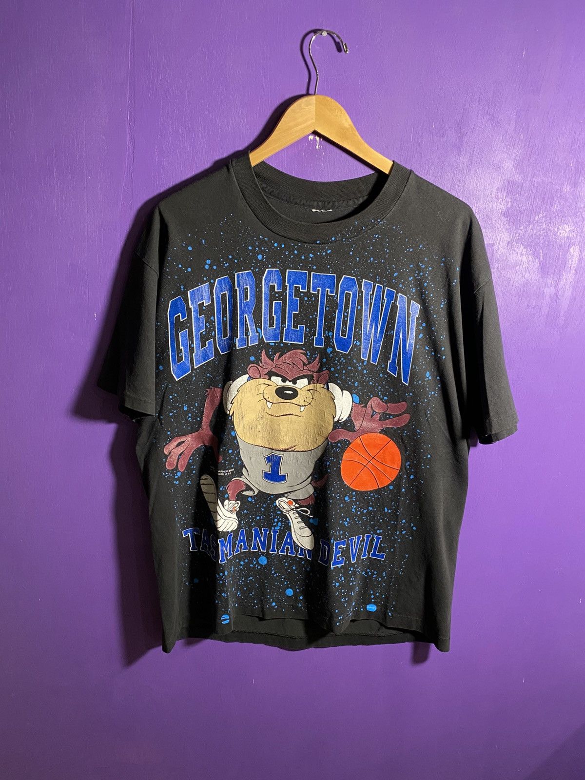 Other Vintage 1993 Georgetown Hoyas TAZ AOP t-shirt Size US XL / EU 56 / 4 - 1 Thumbnail