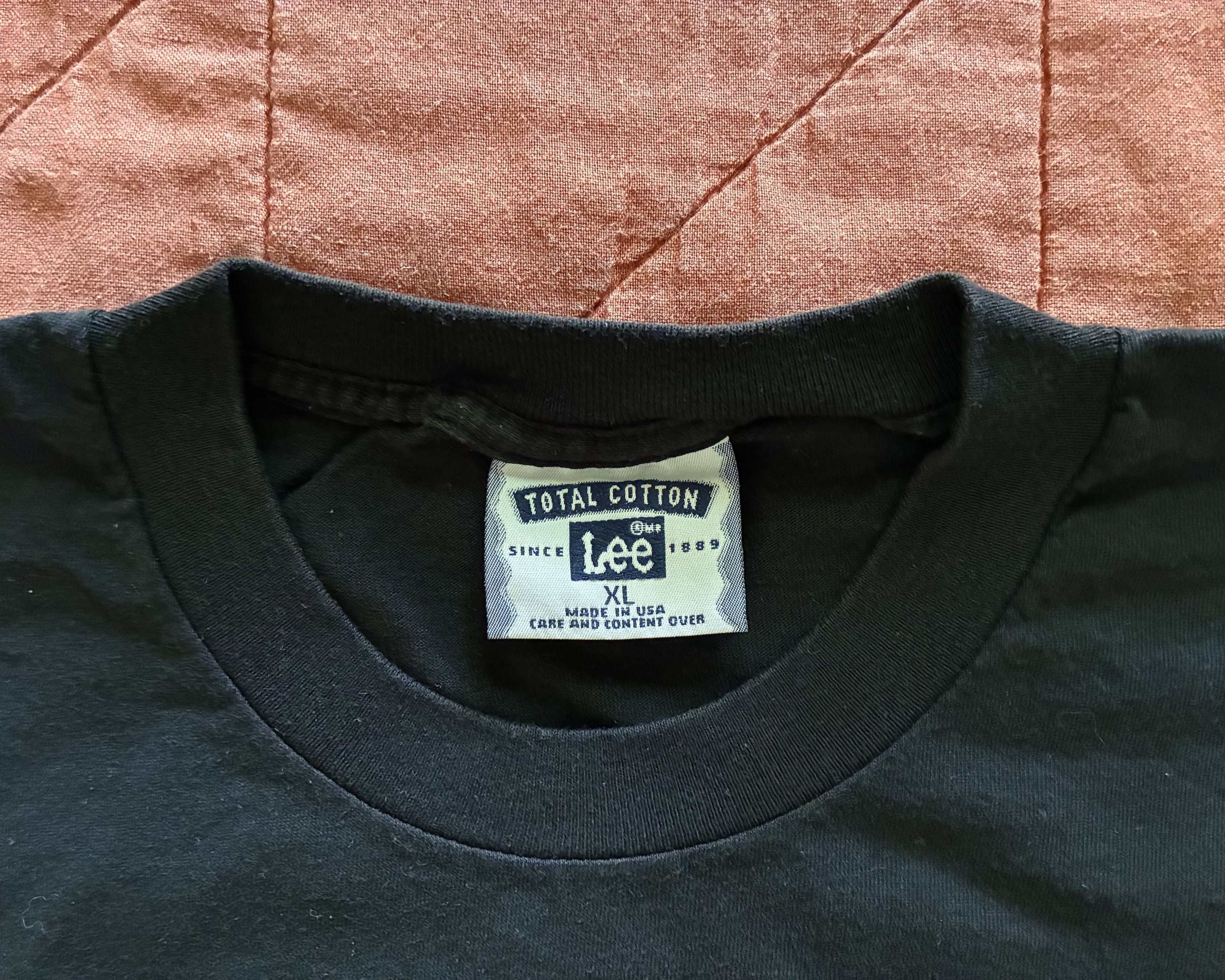 Band Tees × Vintage VTG Foo Fighters Tee - The Colour and the Shape - XL Size US XL / EU 56 / 4 - 2 Thumbnail