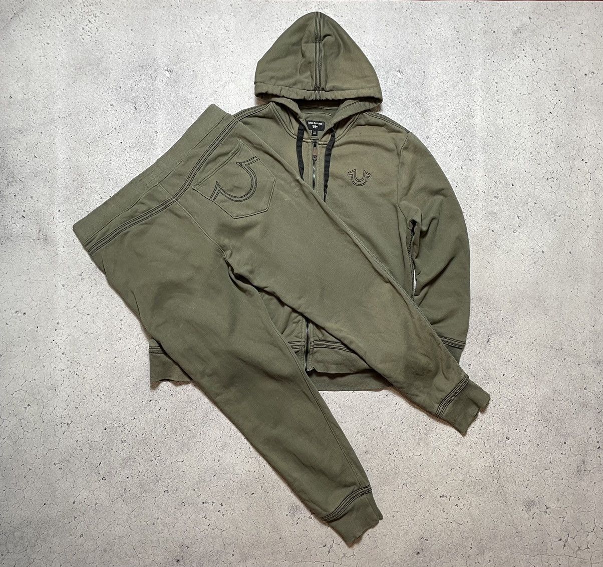 True Religion Vintage Track Suit True Religion Hype Zip Hoodie And Pants Size US L / EU 52-54 / 3 - 1 Thumbnail